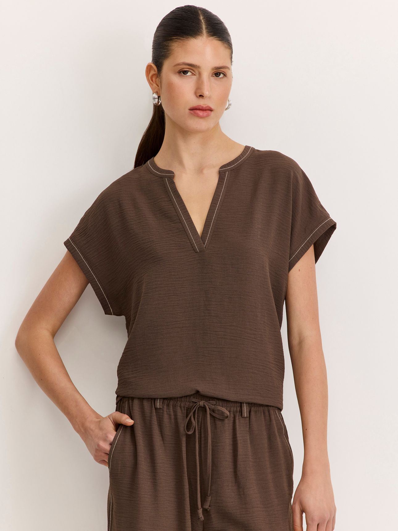 חולצת אריג שרוול קצר