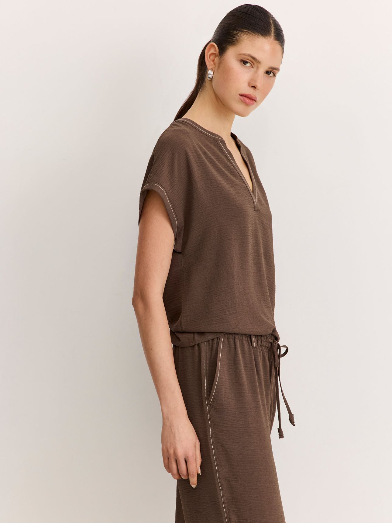 חולצת אריג שרוול קצר