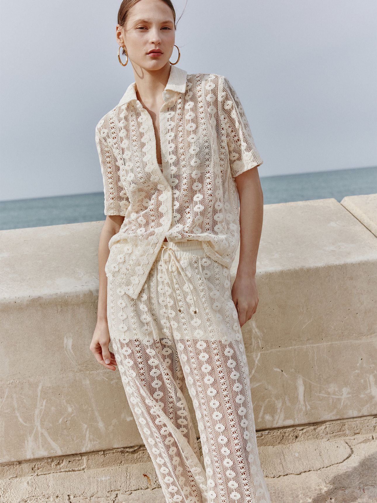 חולצה מכופתרת קרושה