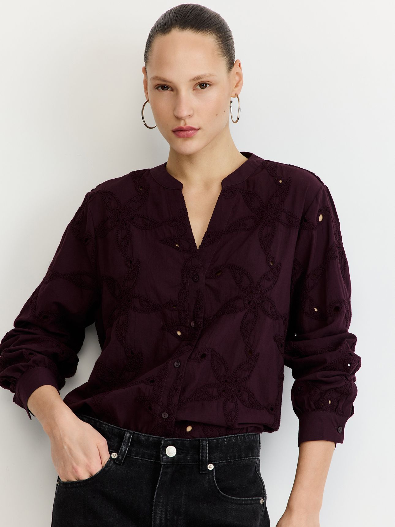 חולצה מכופתרת רקמה