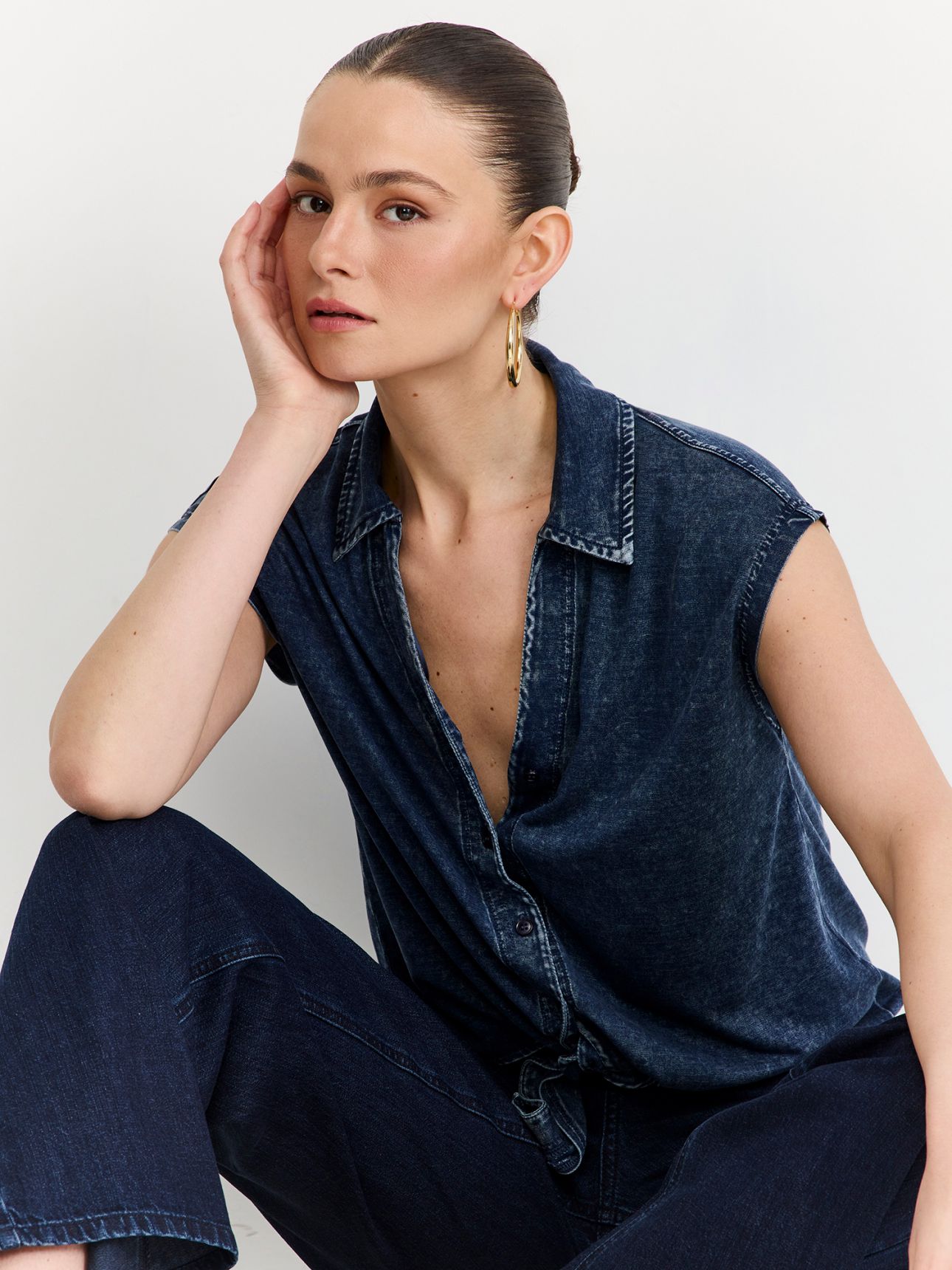 חולצת טי קשירה