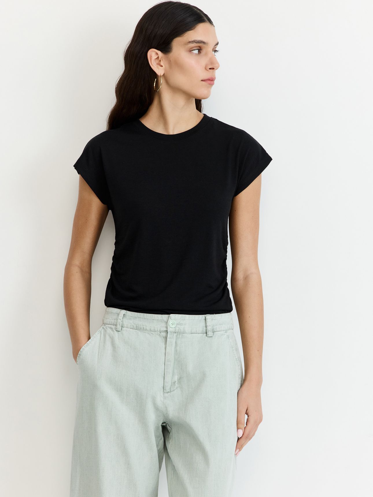 טי שירט כיווצים