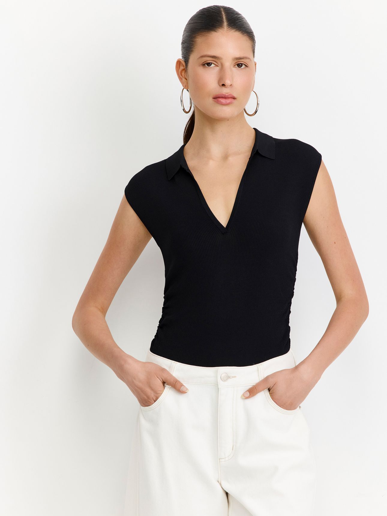 טי שירט פולו סרוגה