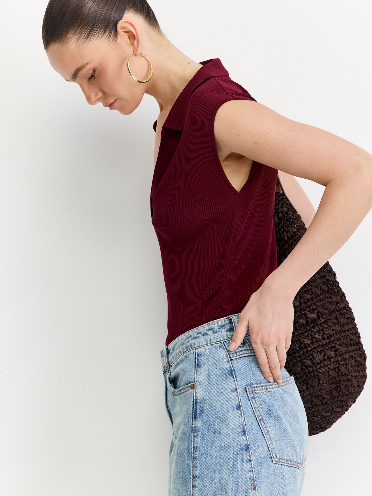 טי שירט פולו סרוגה