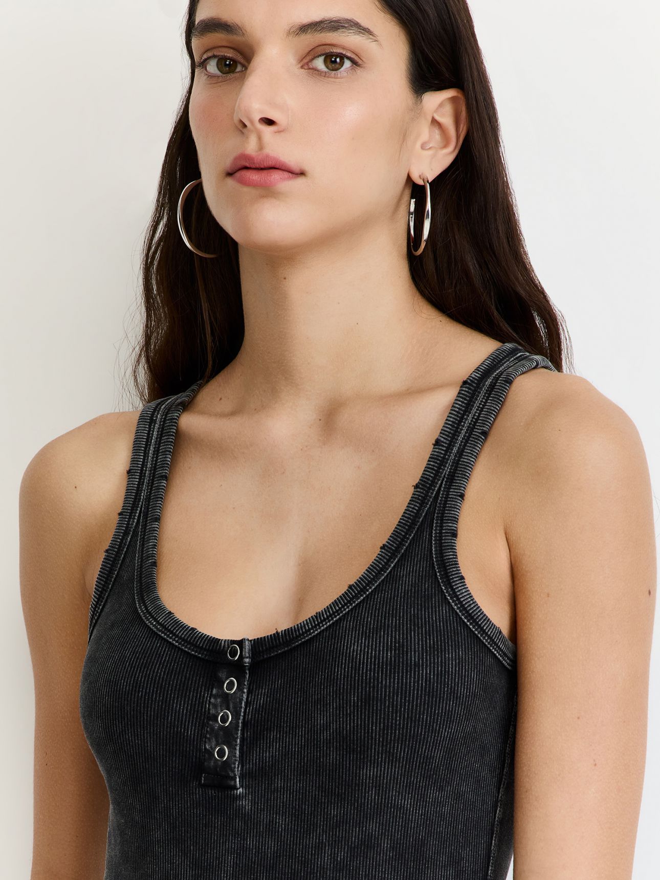 גופיית ריב שטופה