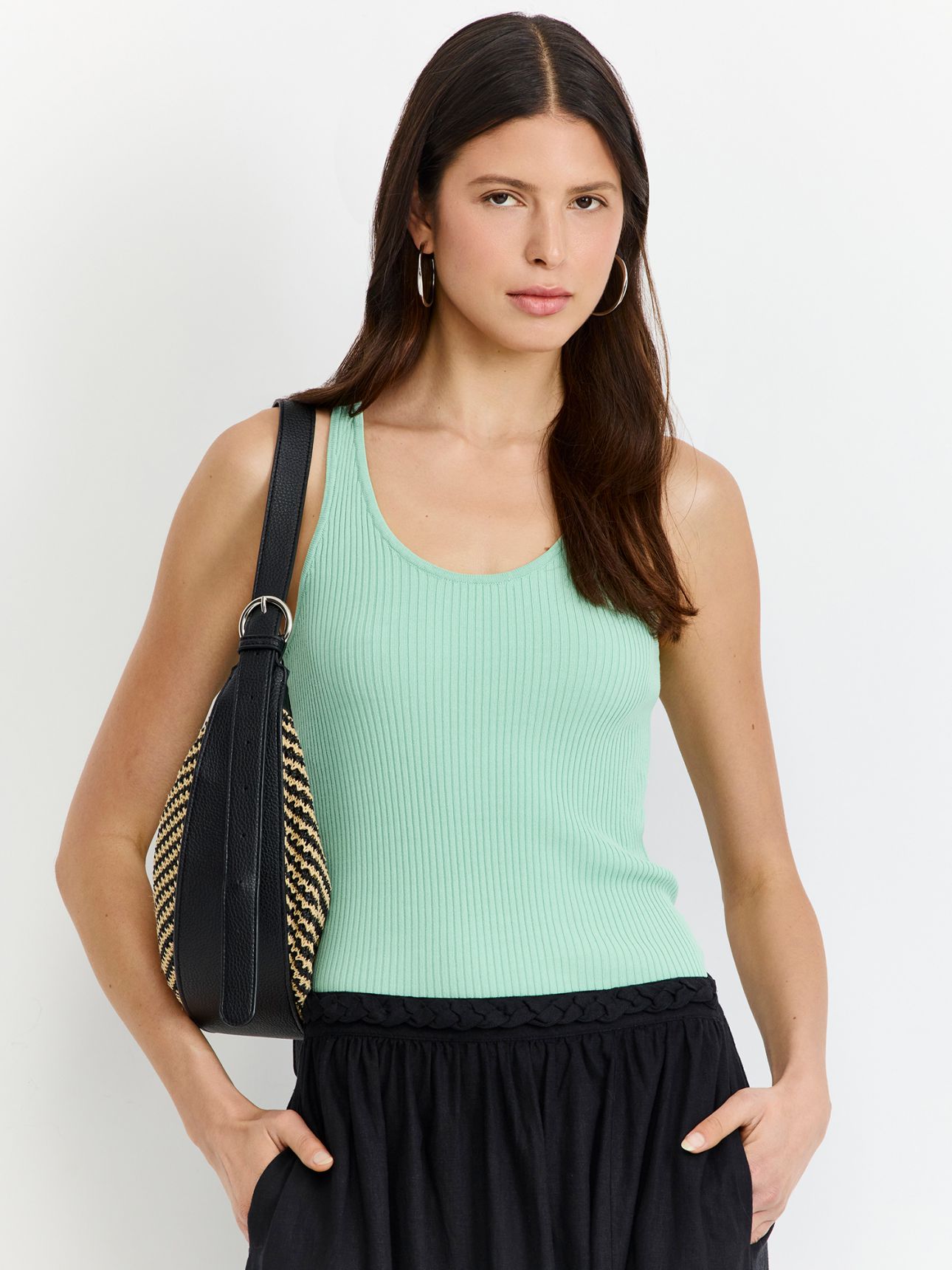 גופיה סרוגה