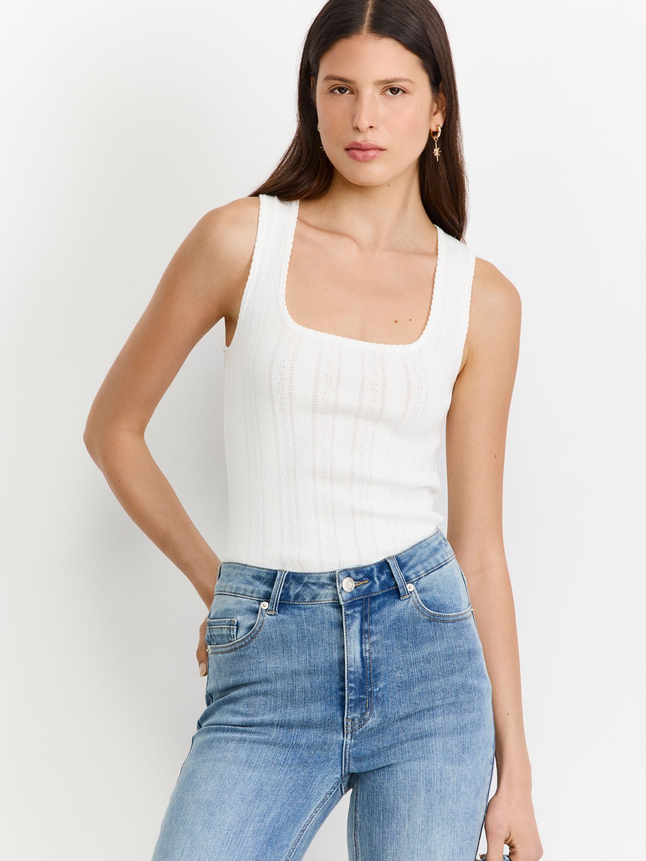 גופיית סריג פוינטל