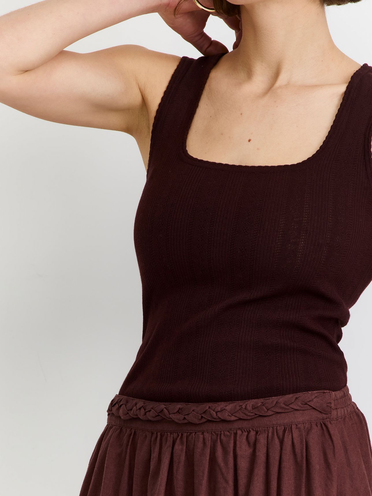 גופיית סריג פוינטל