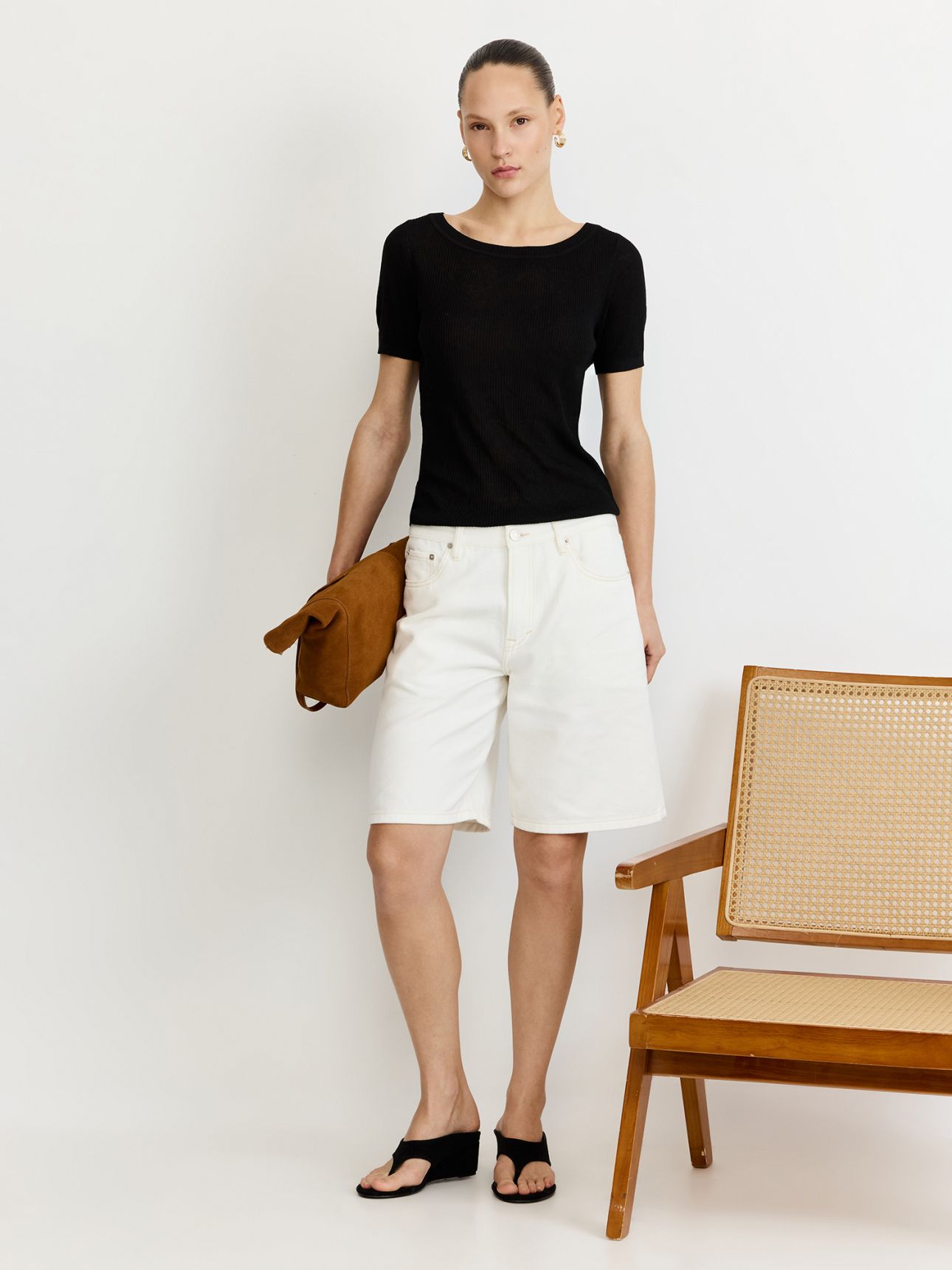 טופ סריג שרוול קצר