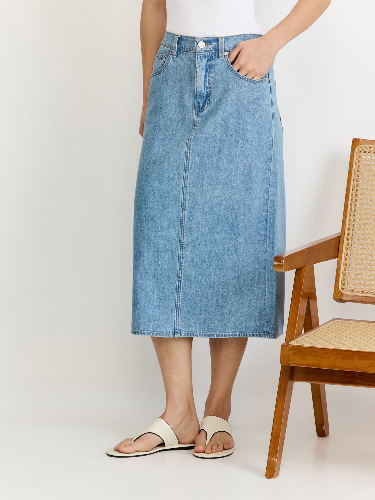 חצאית ג’ינס מידי