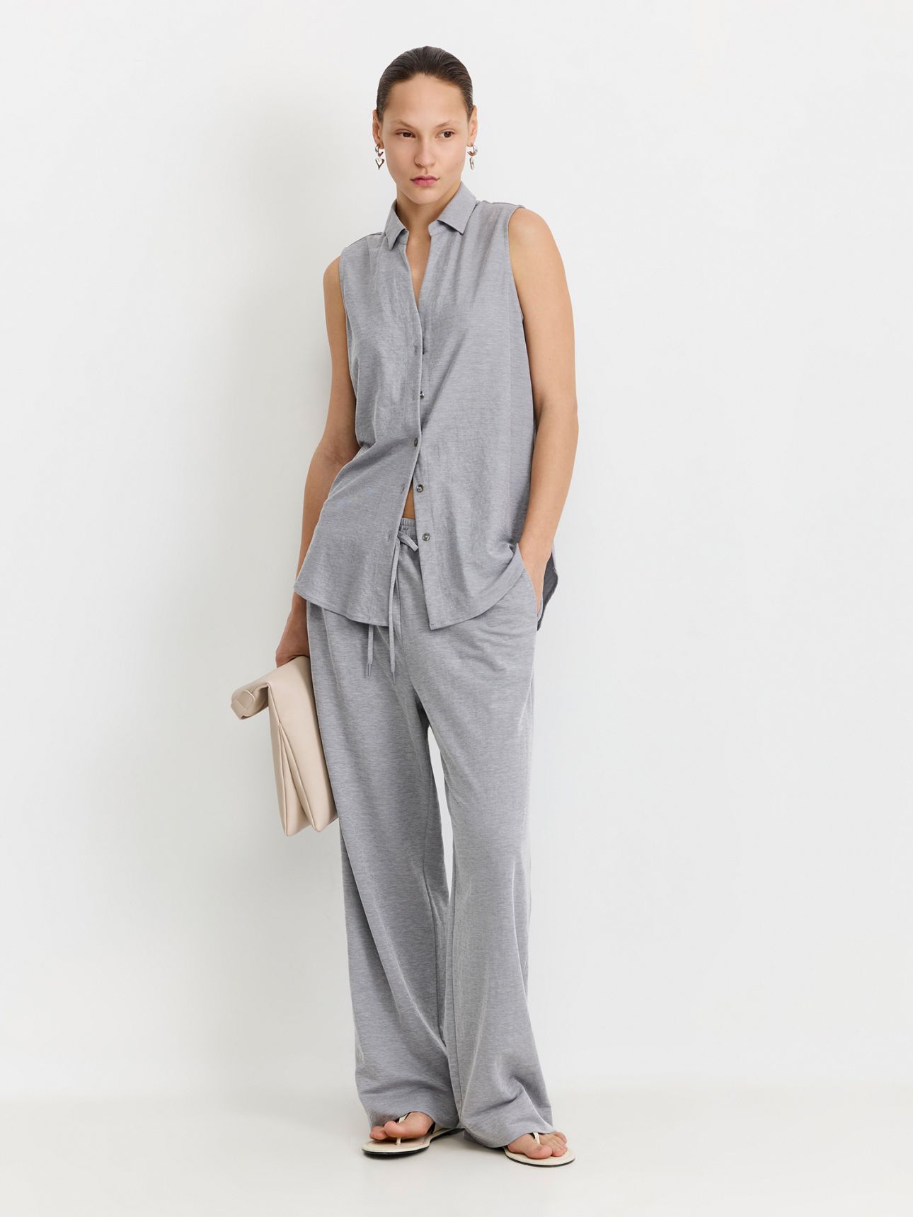 מכנסיי טיסה מותן אלסטית