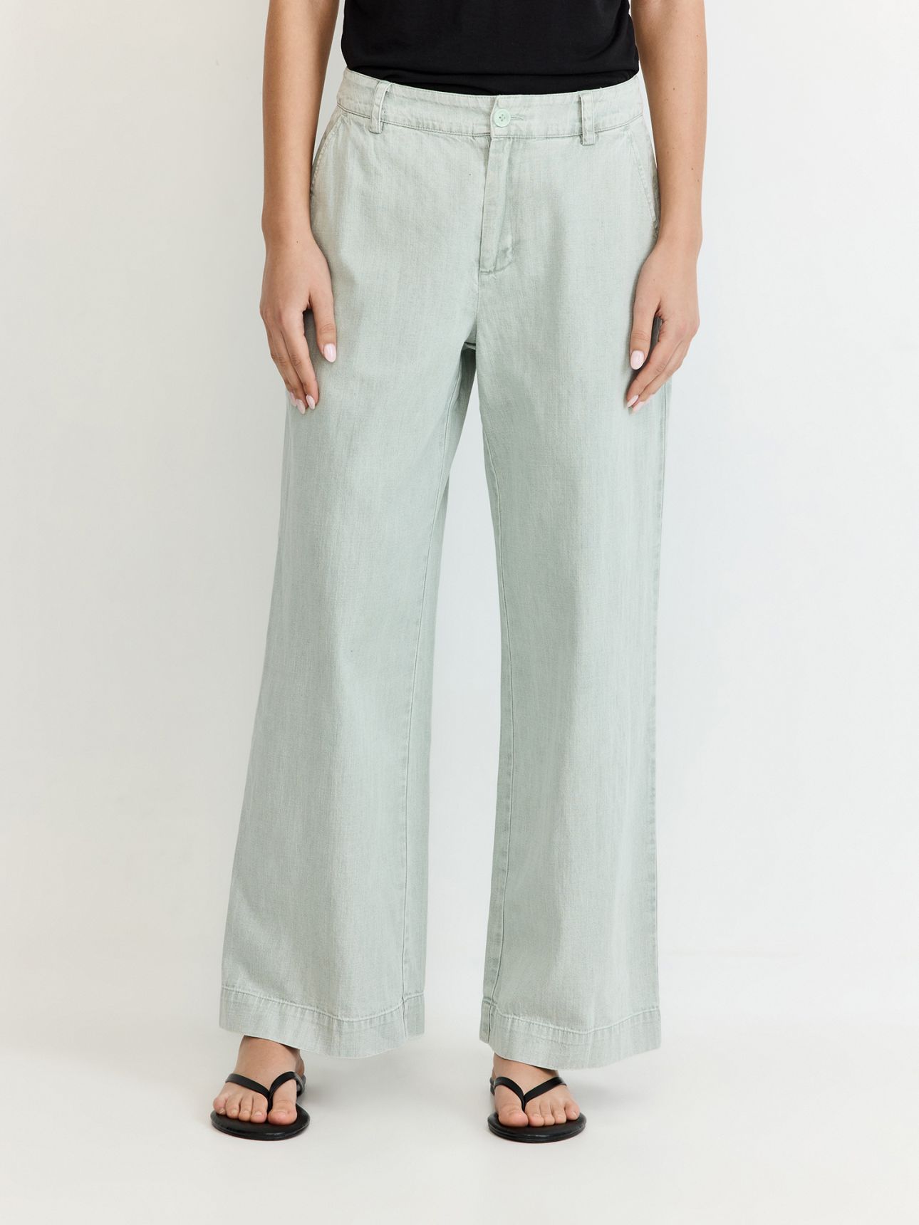 מכנסי צ’ינו רגל רחבה