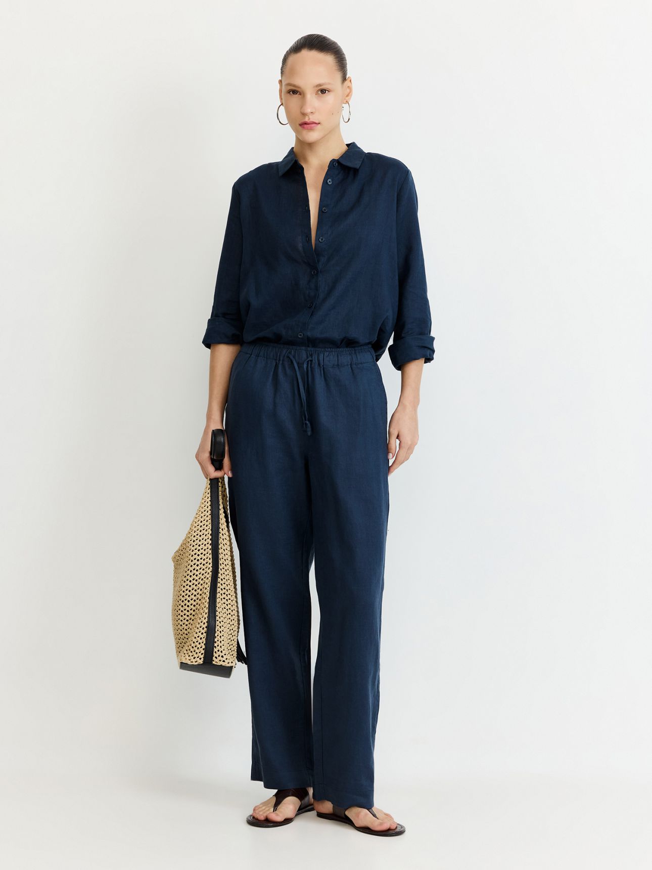 מכנסי פשתן ארוכים