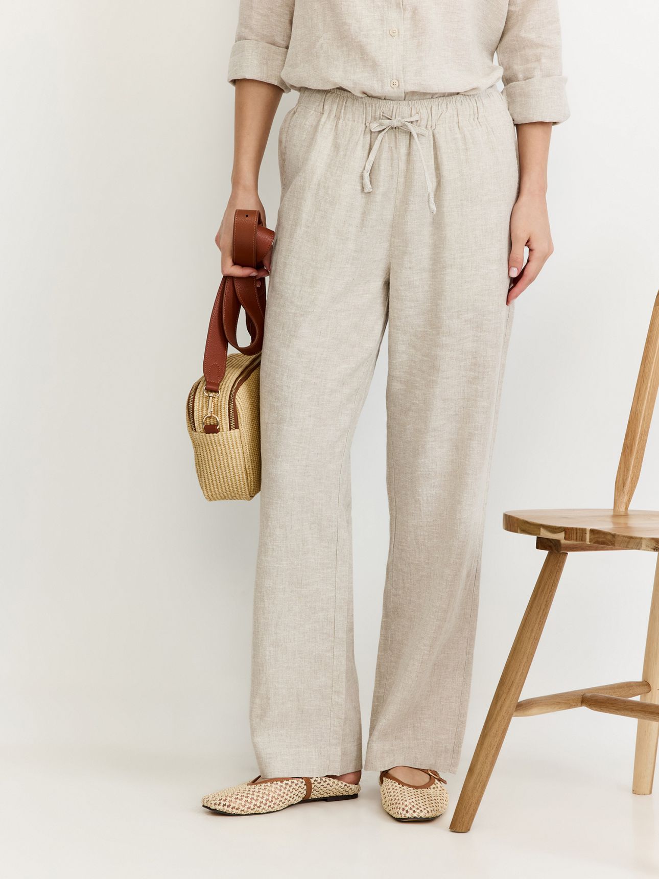 מכנסי פשתן ארוכים