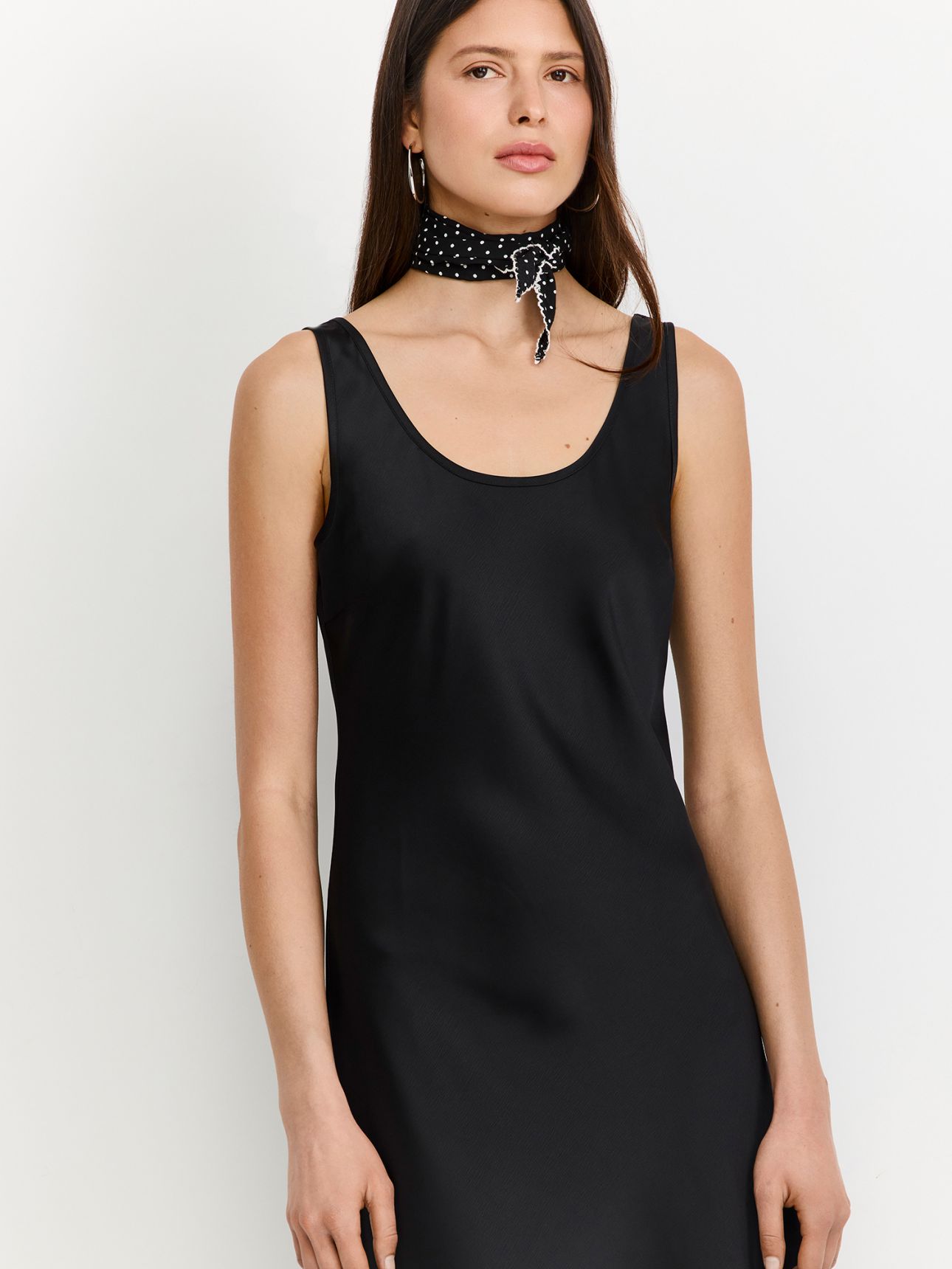 שמלת מקסי סאטן תחרה