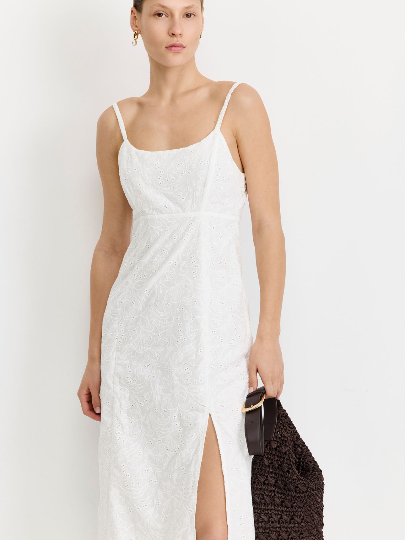 שמלת מידי רקומה