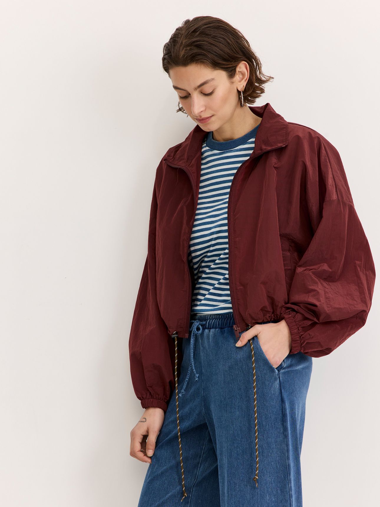 ג’קט ניילון עם רוכסן