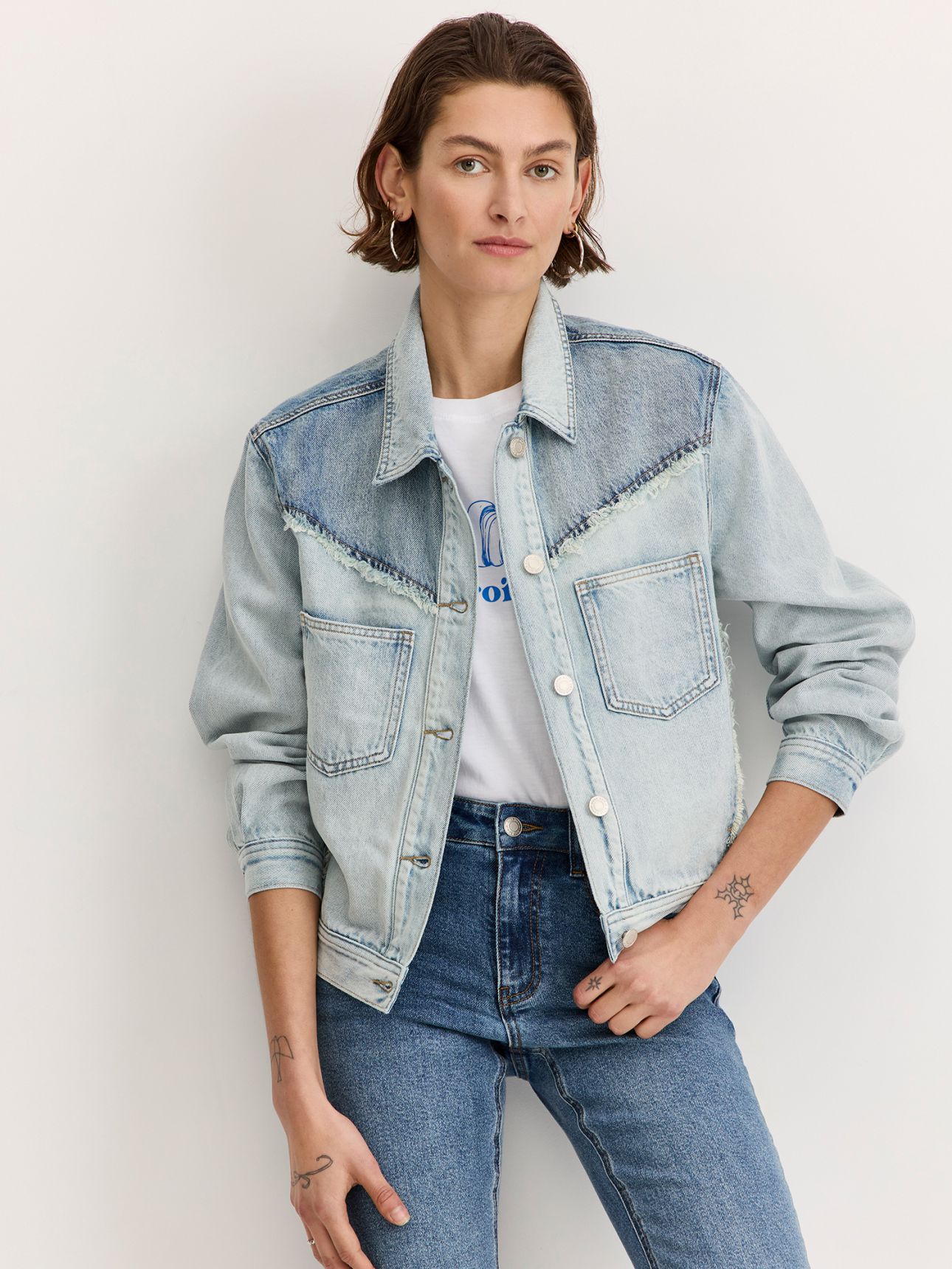 ז’קט ג’ינס בגזרת OVERSIZE