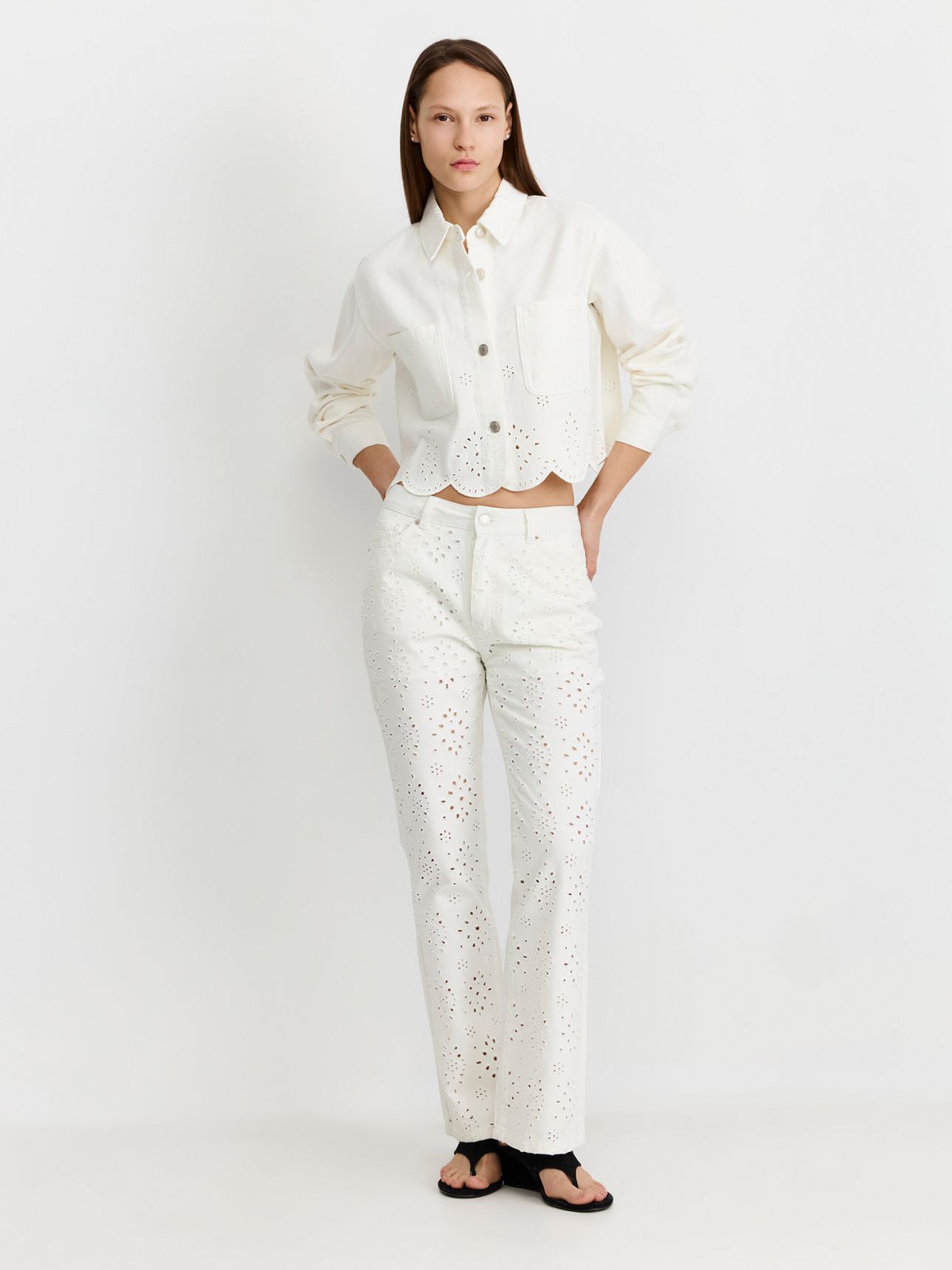 ג’קט כותנה לבן עם רקמה