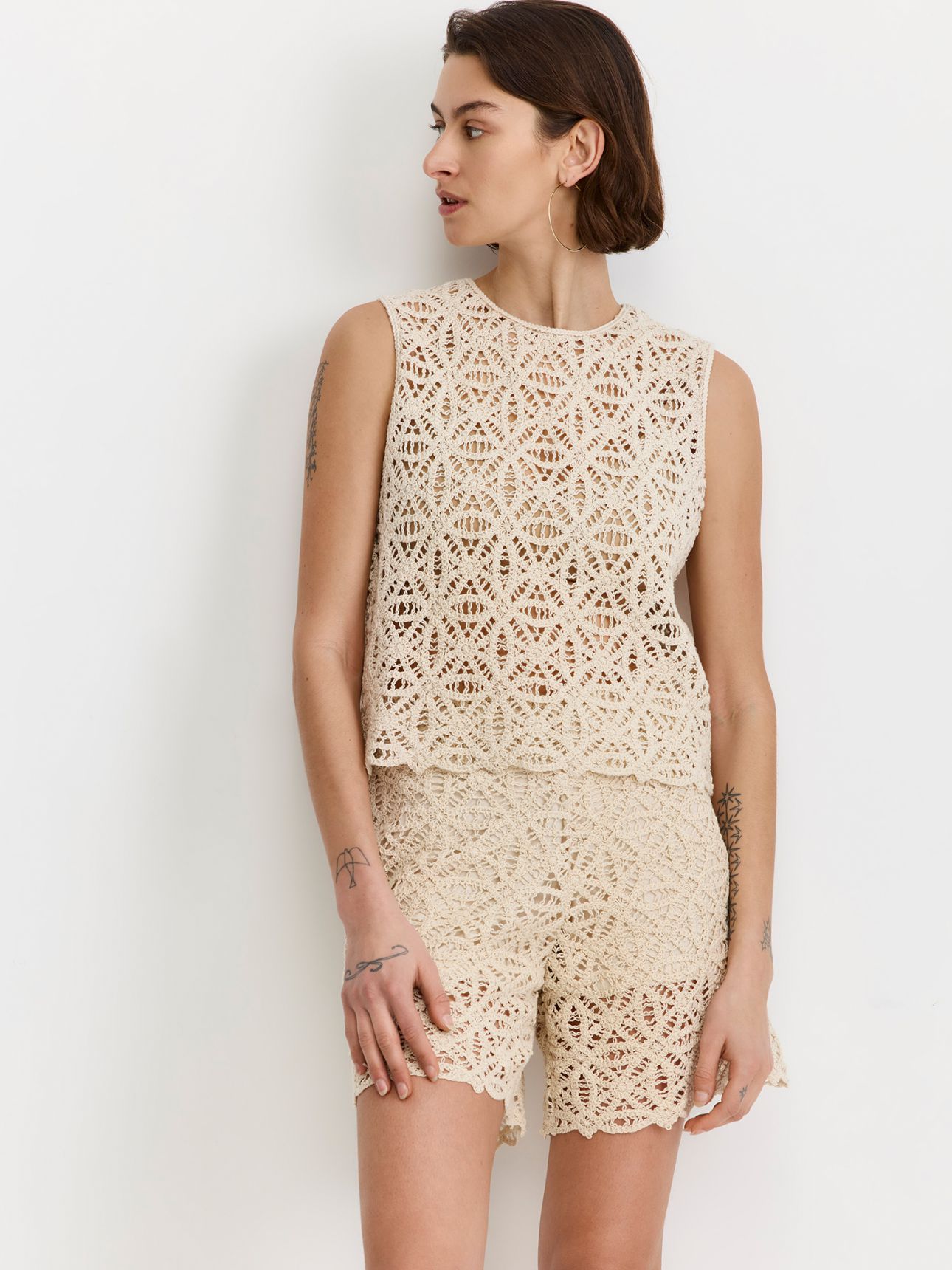 מכנסיי ברמודה קרושה