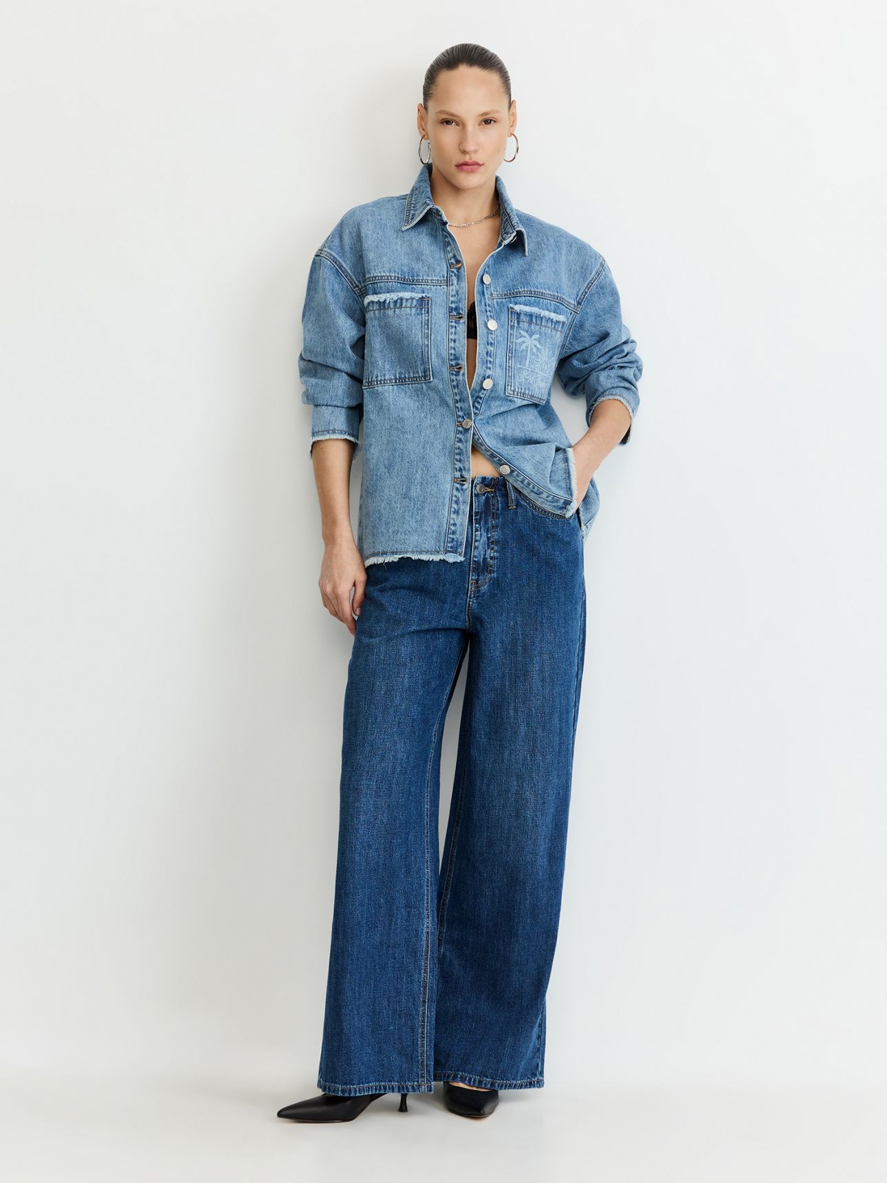 ג’ינס בתערובת פשתן