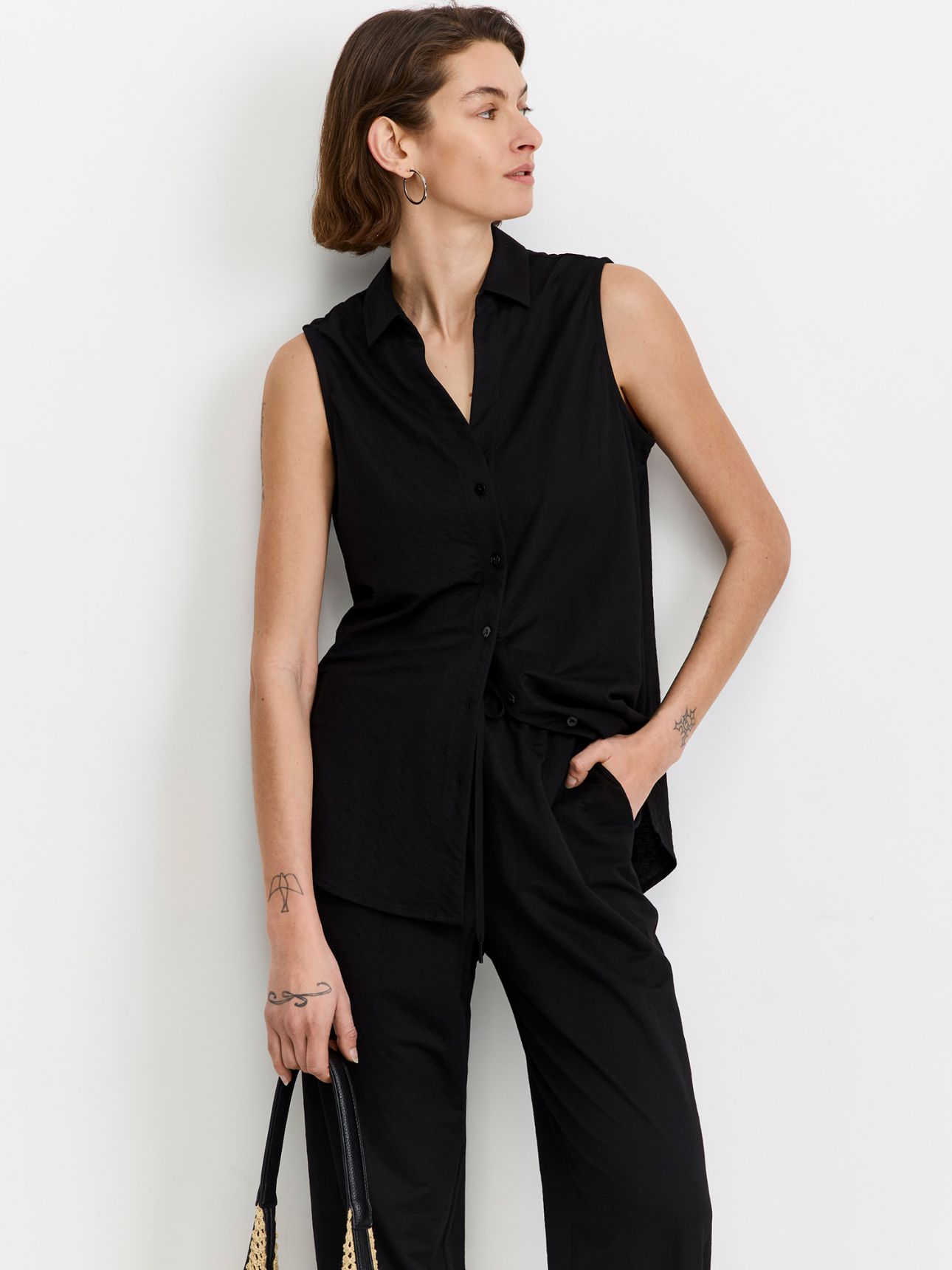 טוניקה ללא שרוול