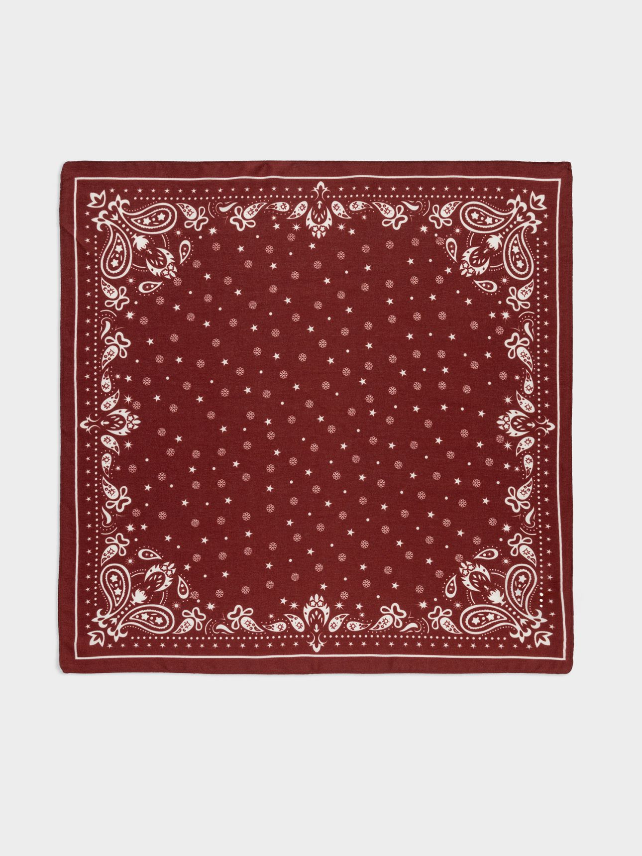 מטפחת בהדפס פייזלי כוכבים