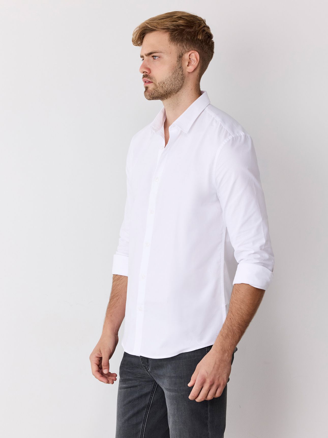 חולצה מכופתרת קלאסית טקסטורה