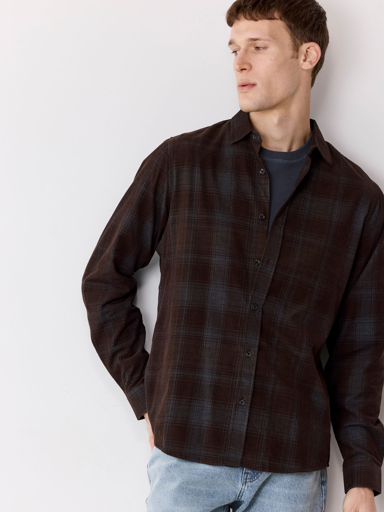 חולצה מכופתרת קורדרוי משבצת