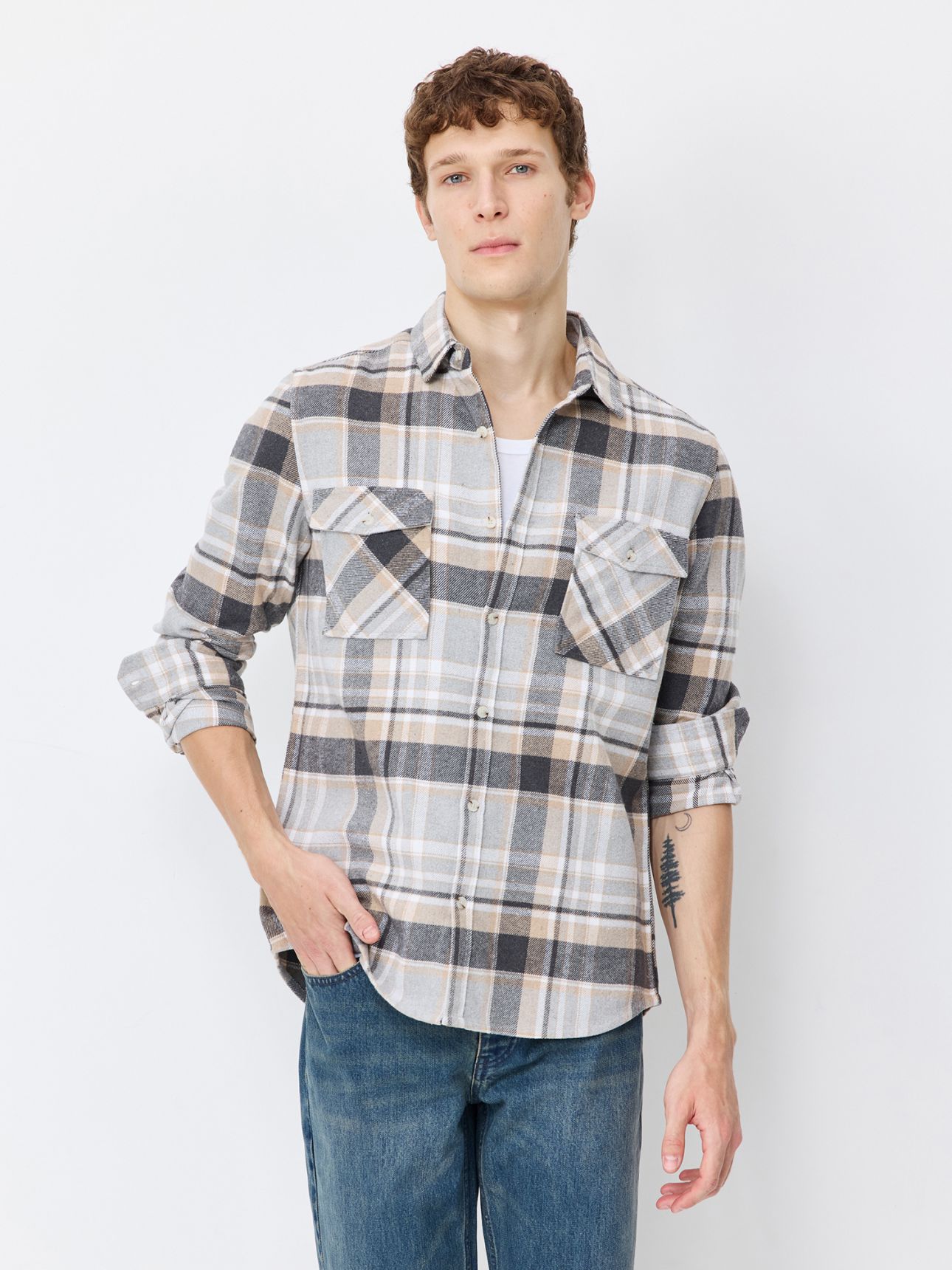 מכופתרת פלאנל עם שני כיסים