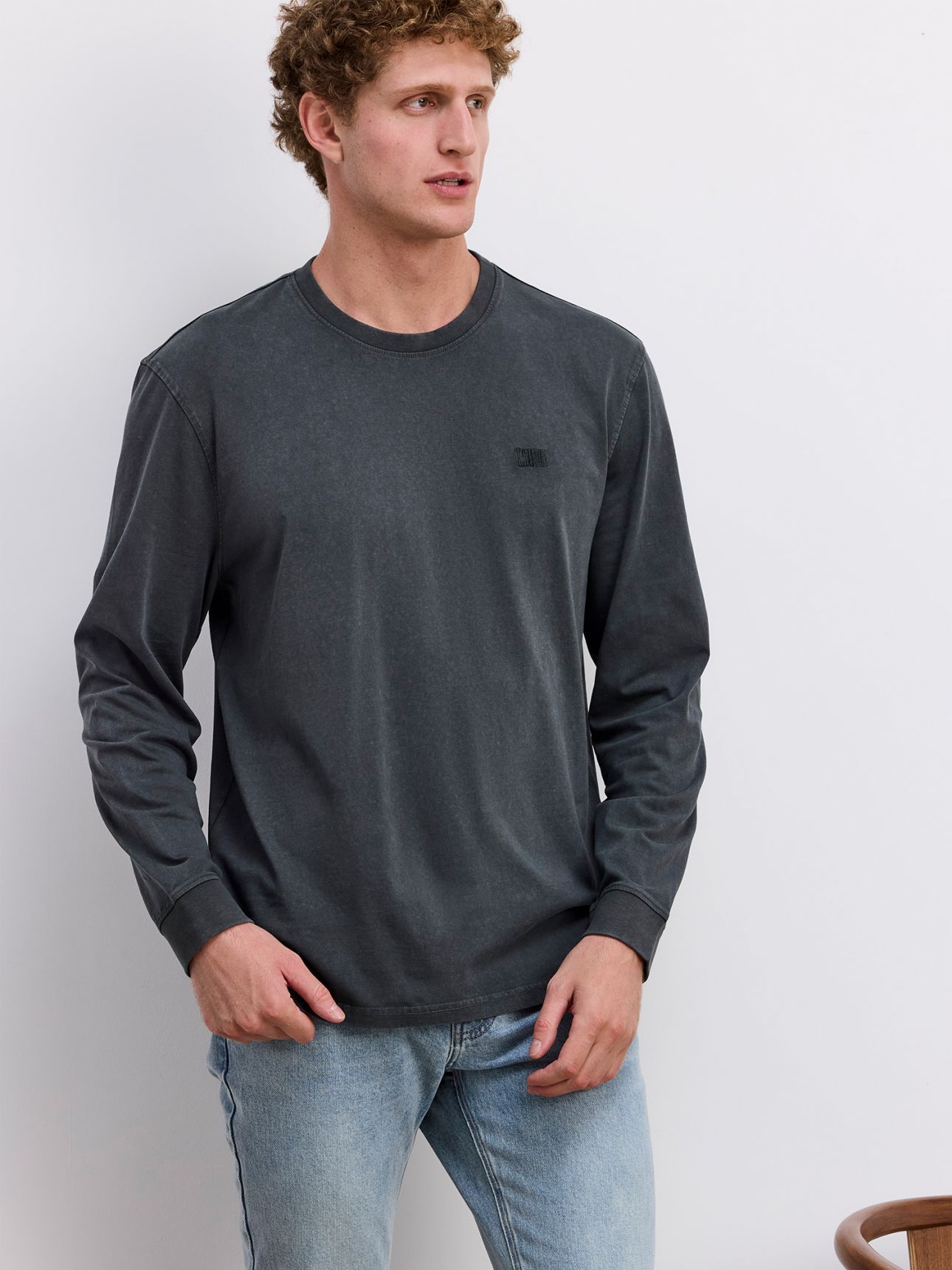 טי שירט ארוכה ניקי רקמה