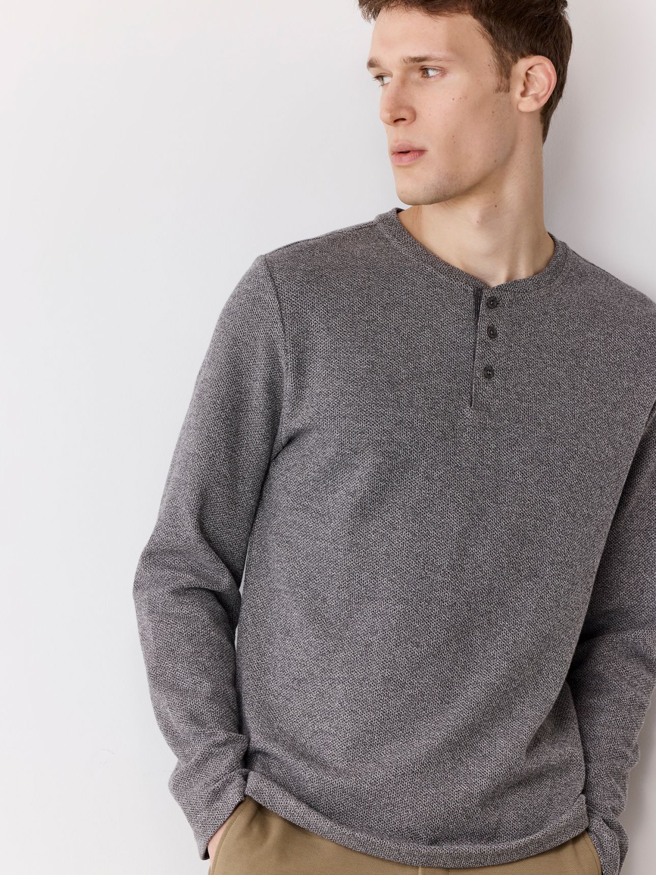 טי שירט ארוכה הנלי טקסטורה