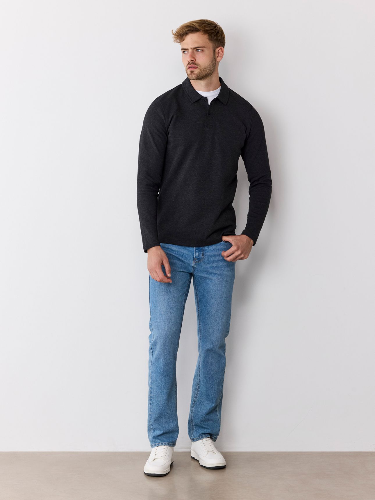 חולצת פולו קלאסית