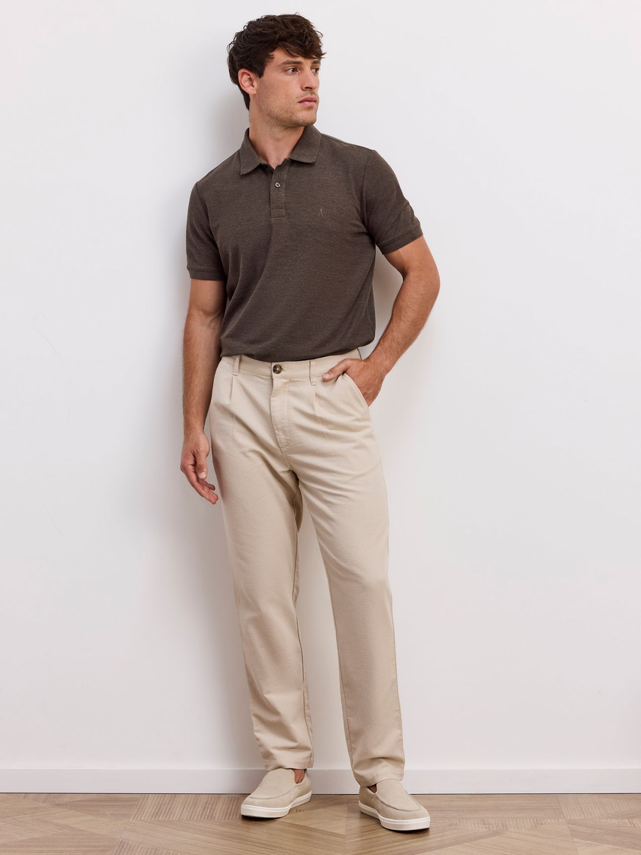 מכנסי צ’ינו טקסטורה בגזרה ישרה