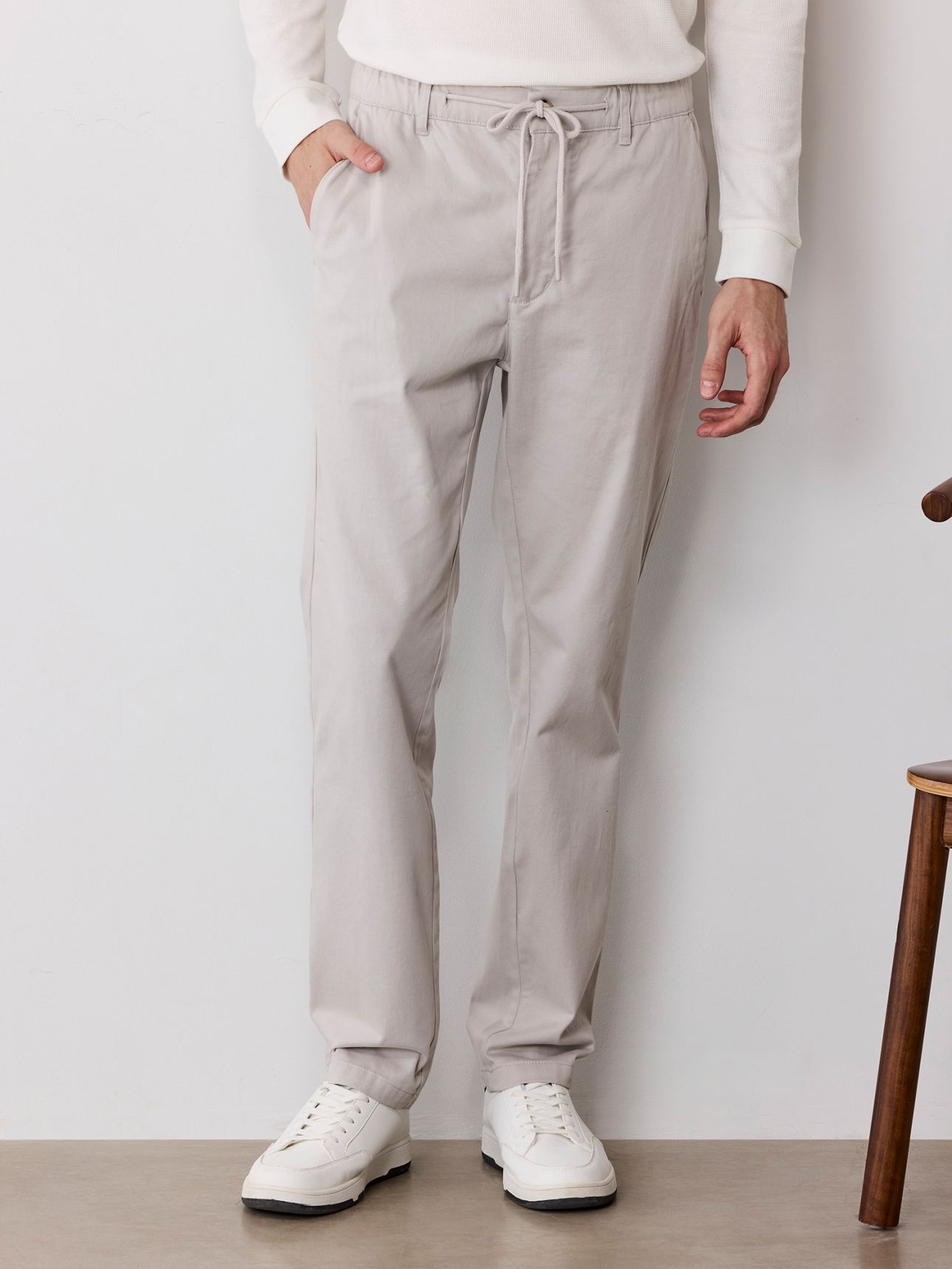 מכנסי צ’ינו מותן אלסטית