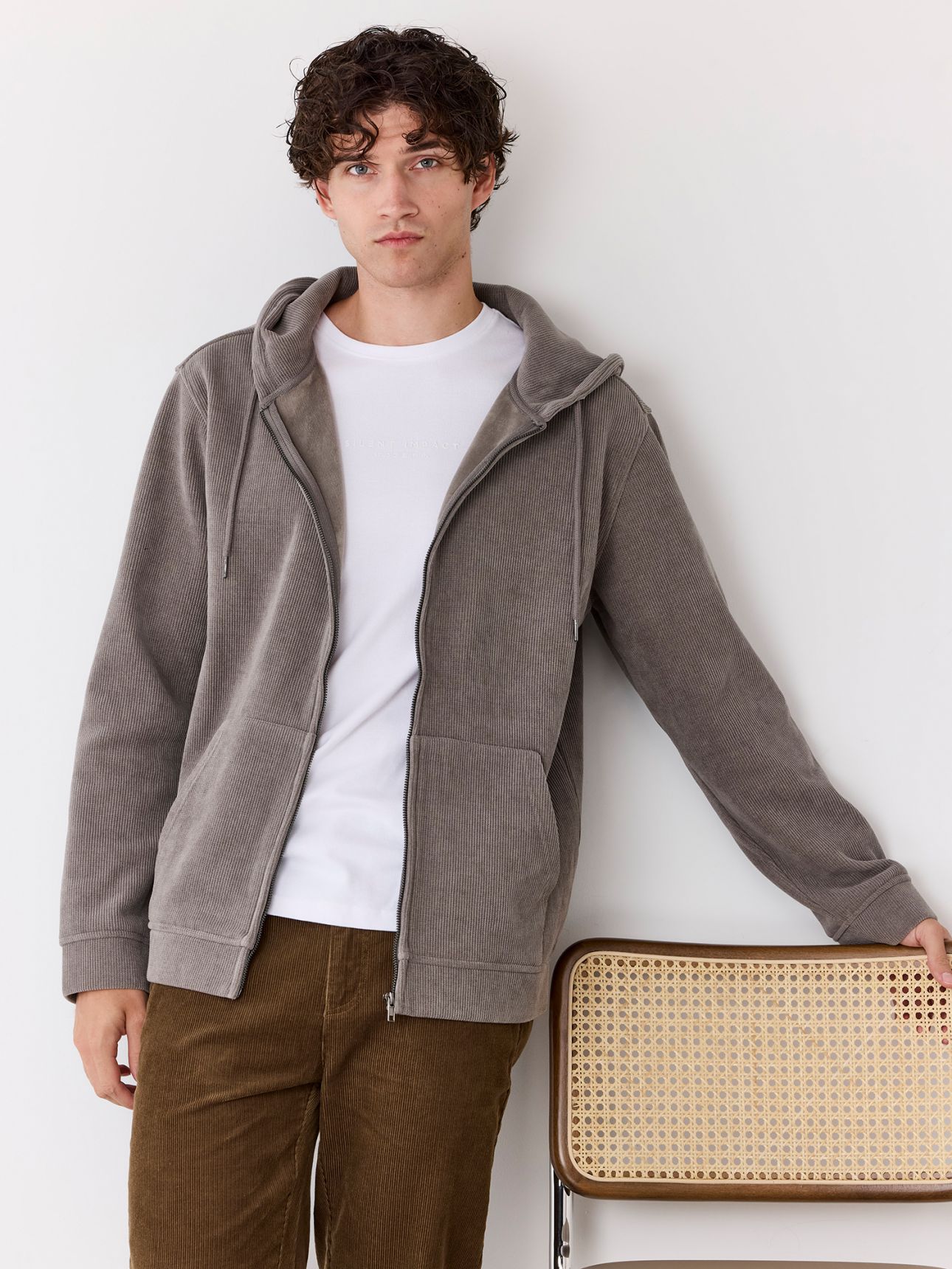 קפוצ’ון במראה קורדרוי