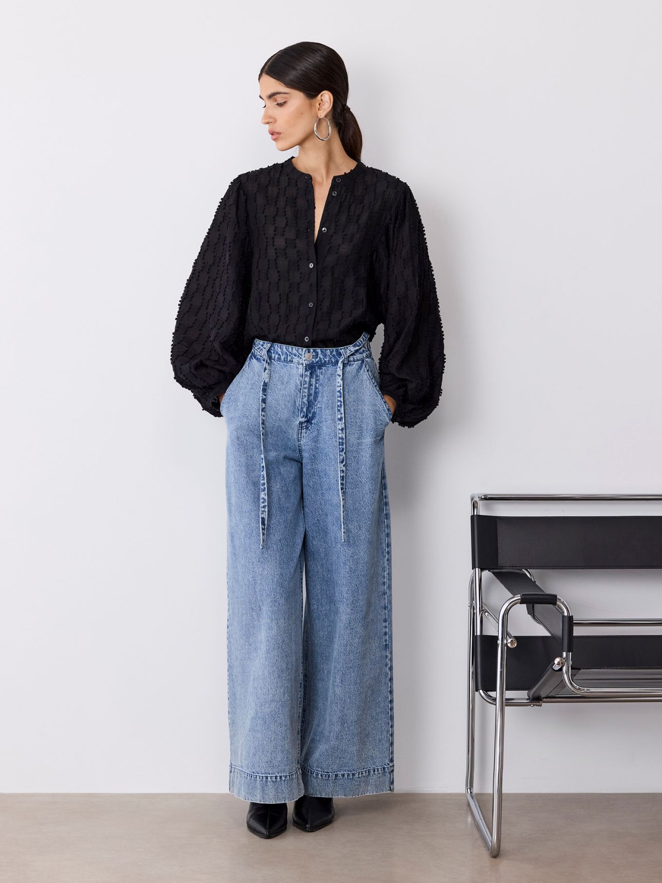 חולצה מכופתרת בד טקסטורה