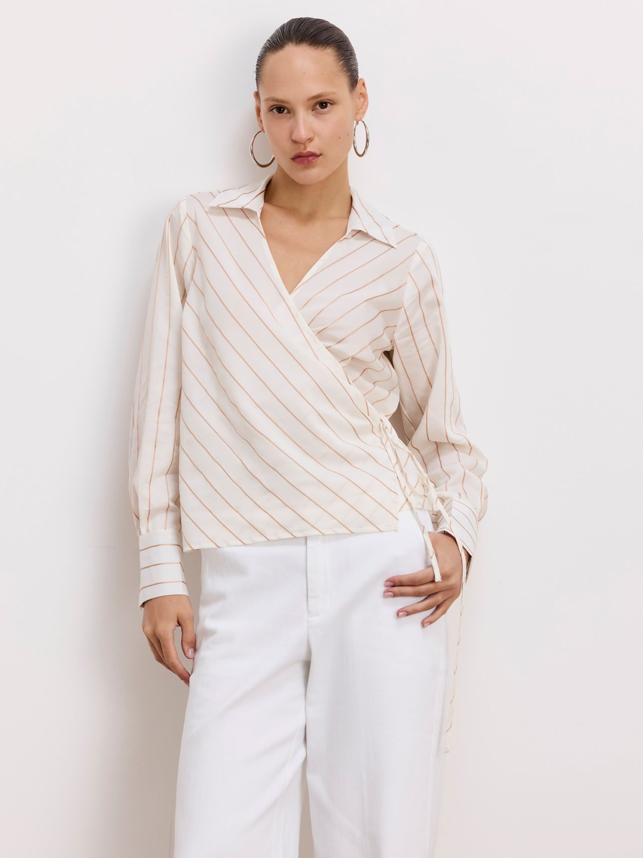 חולצת מעטפת פסים