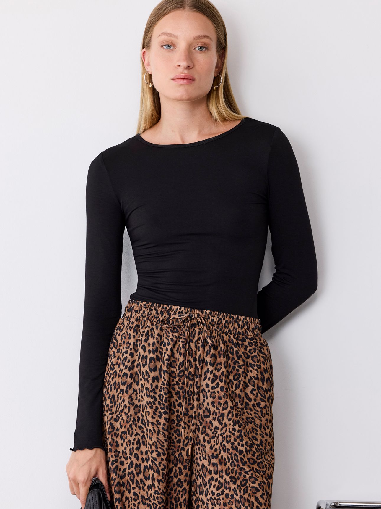 טי שירט סופט מפתח עגול