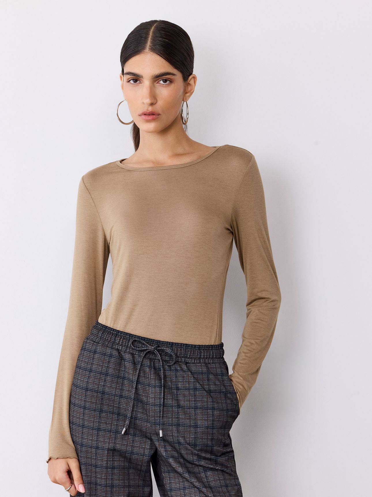 טי שירט סופט מפתח עגול