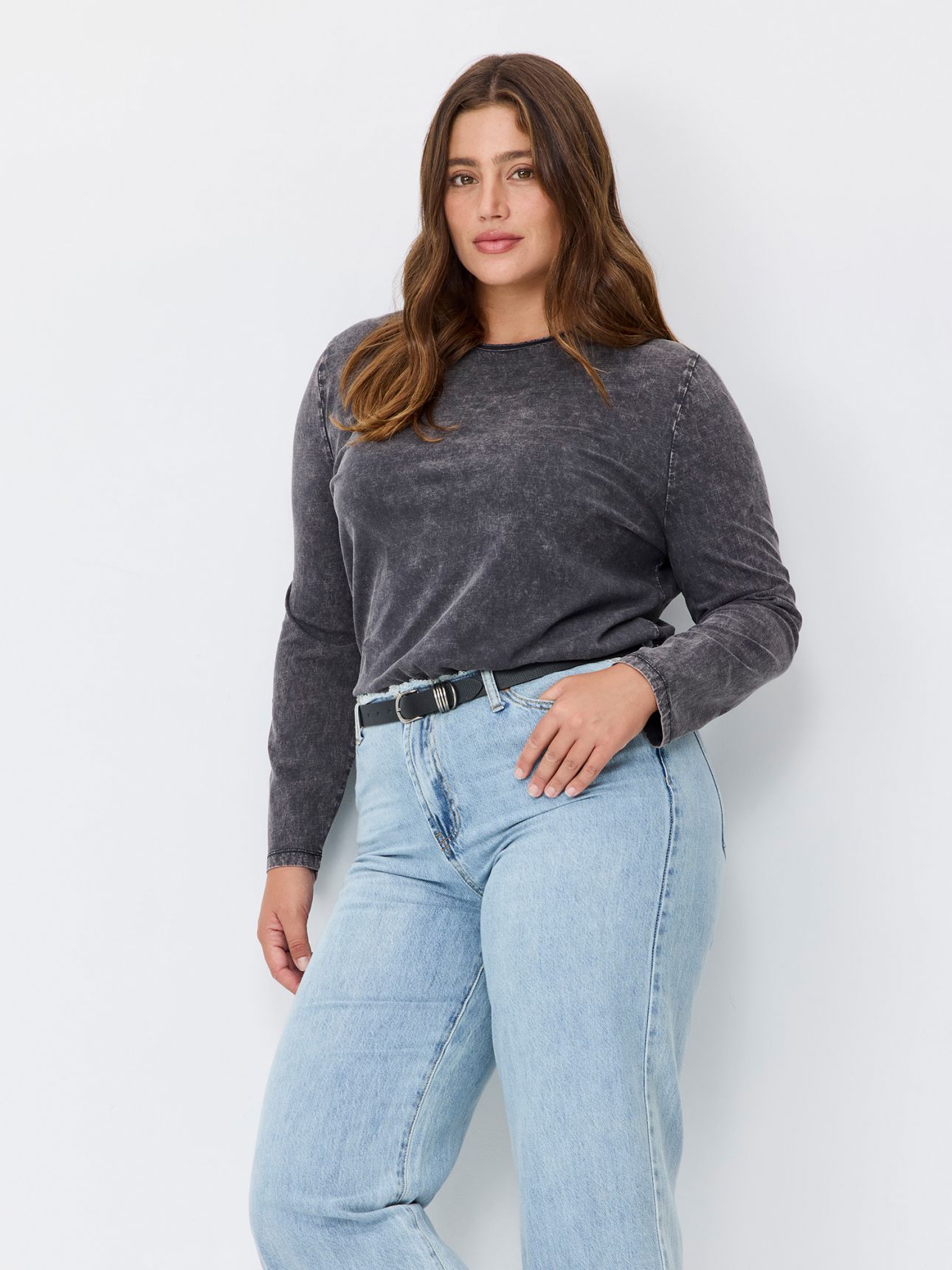 טי שירט ארוכה במראה שטוף