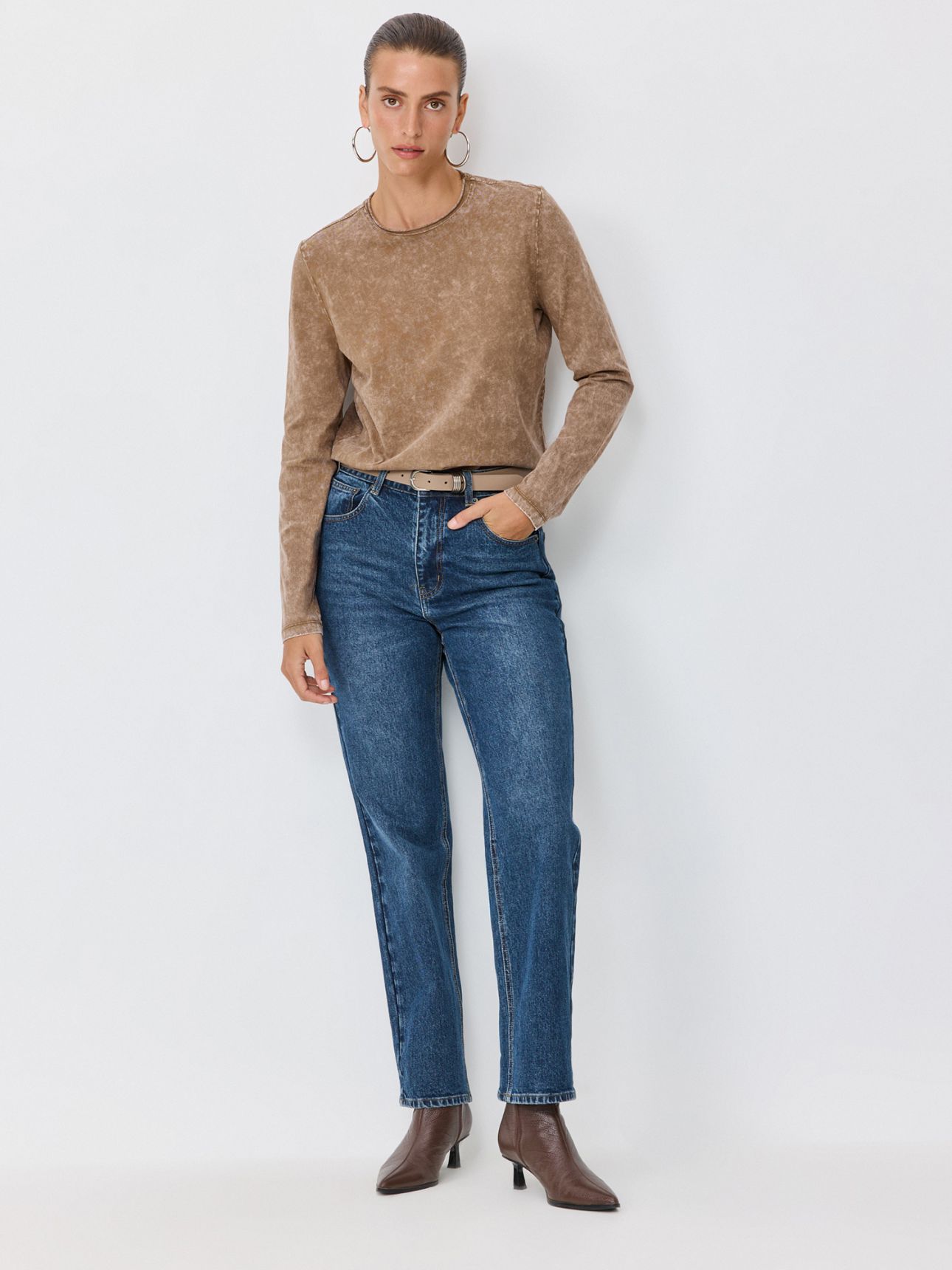 טי שירט ארוכה במראה שטוף