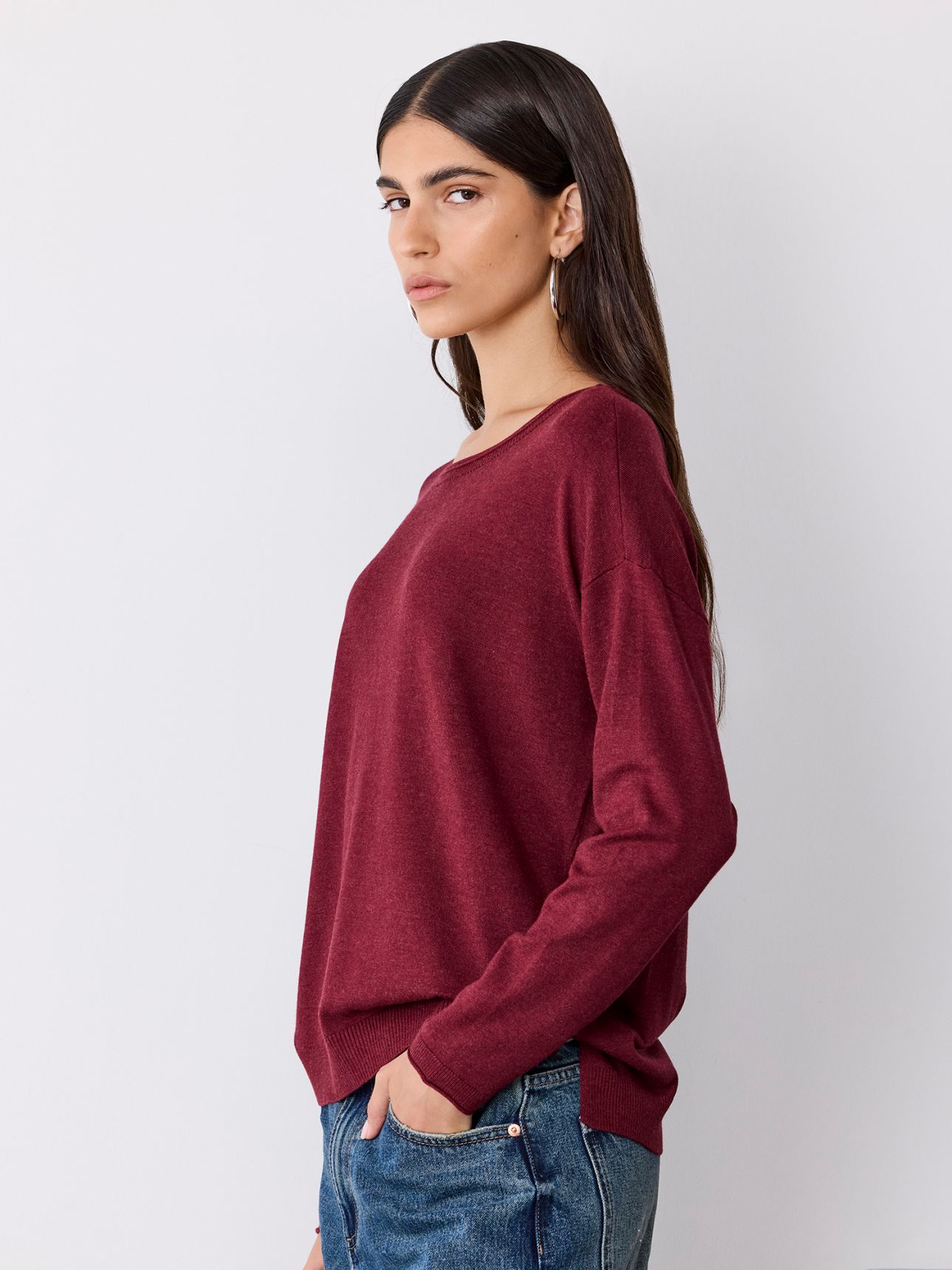 סריג מחשוף סירה בייסיק