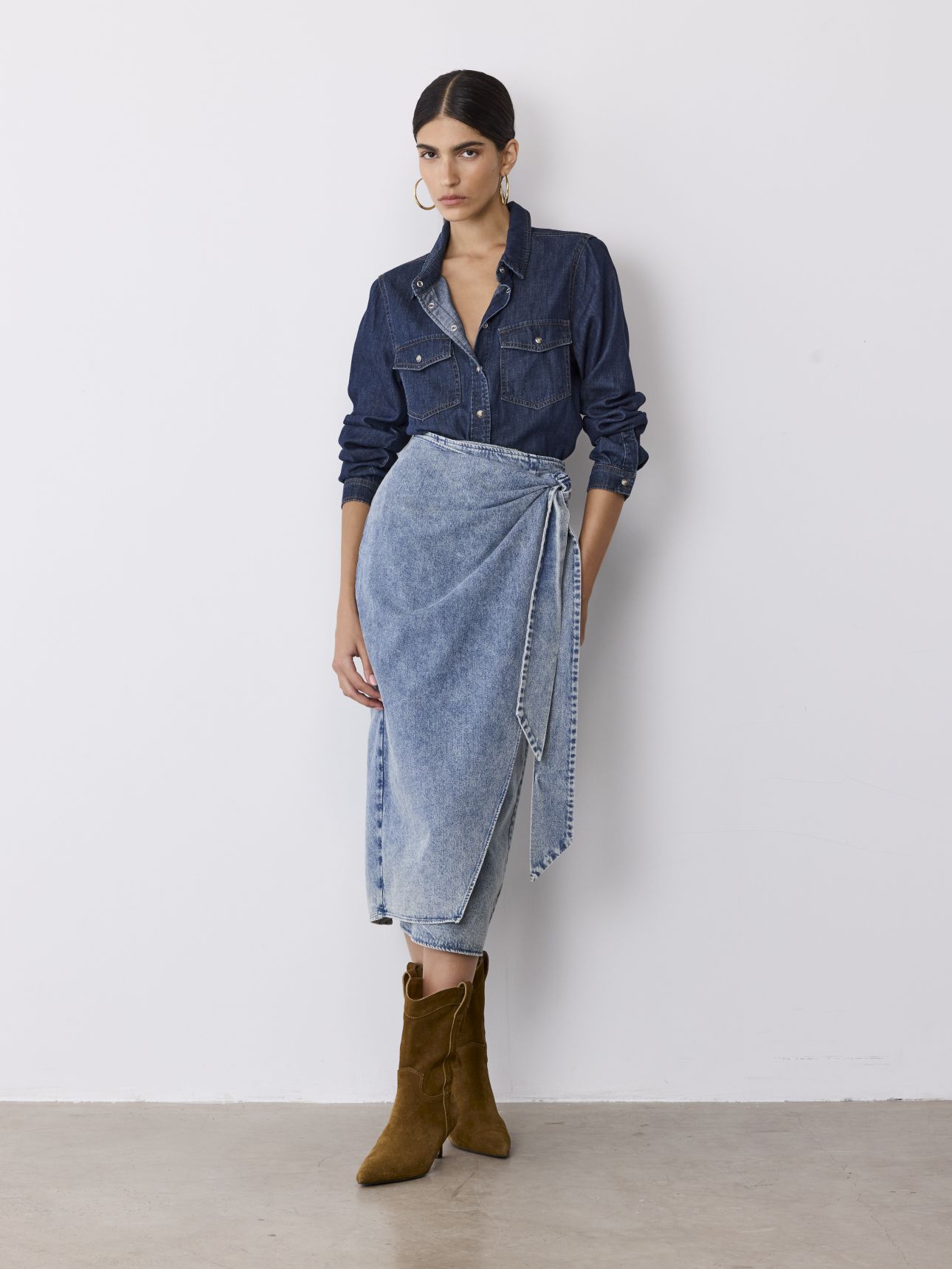 חצאית ג’ינס מעטפת