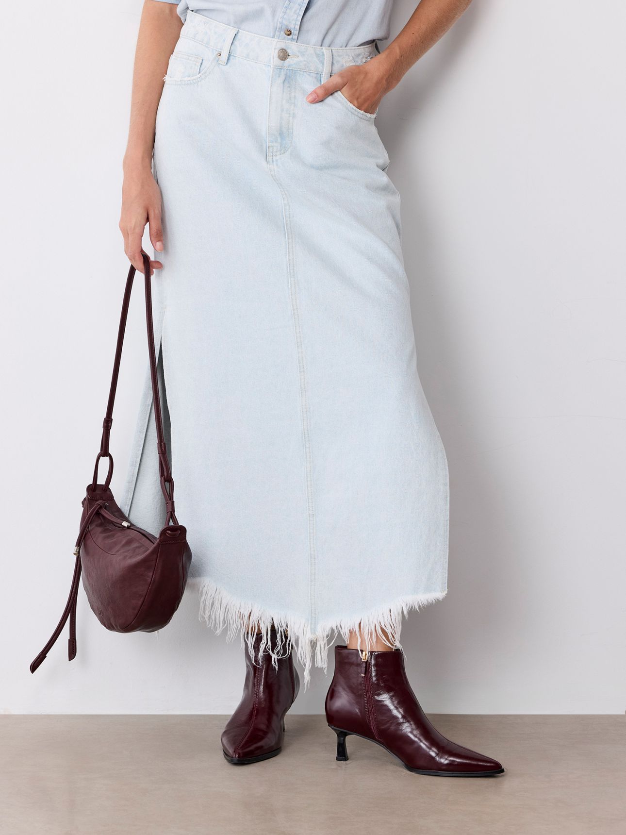 חצאית מידי ג’ינס שטוף