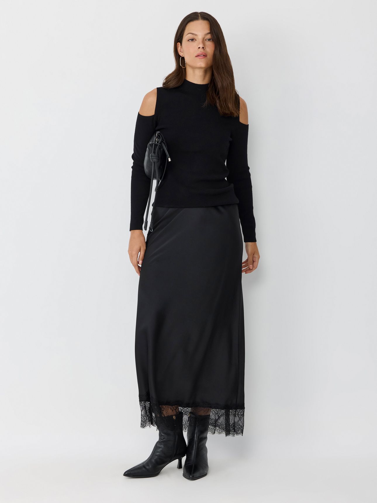 חצאית סאטן תחרה