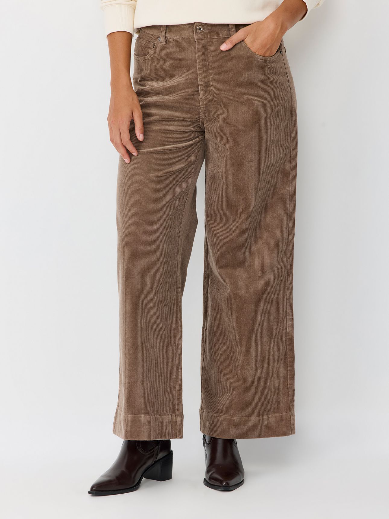 מכנסי קורדרוי בגזרה רחבה