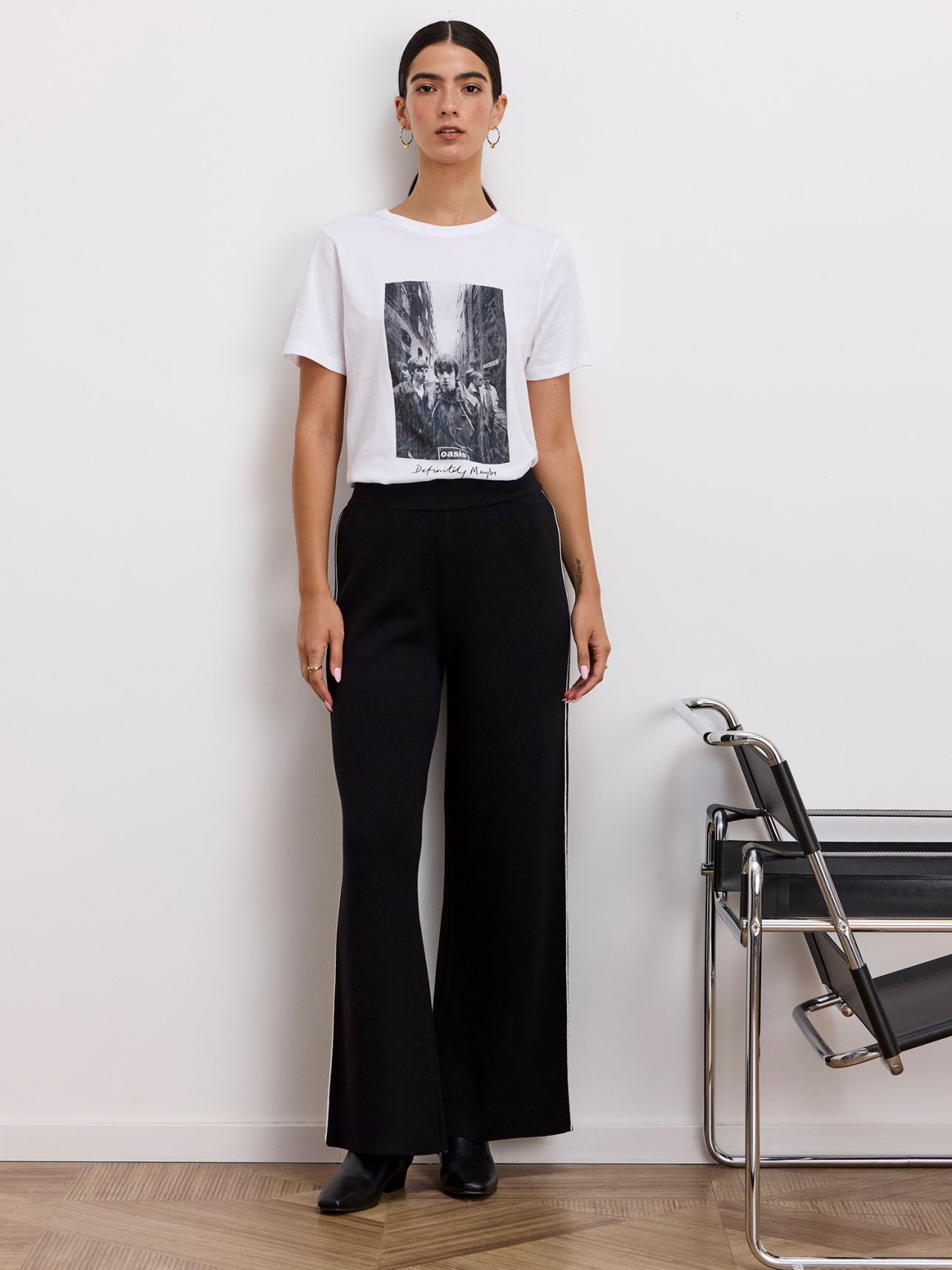 מכנסיים סרוגים