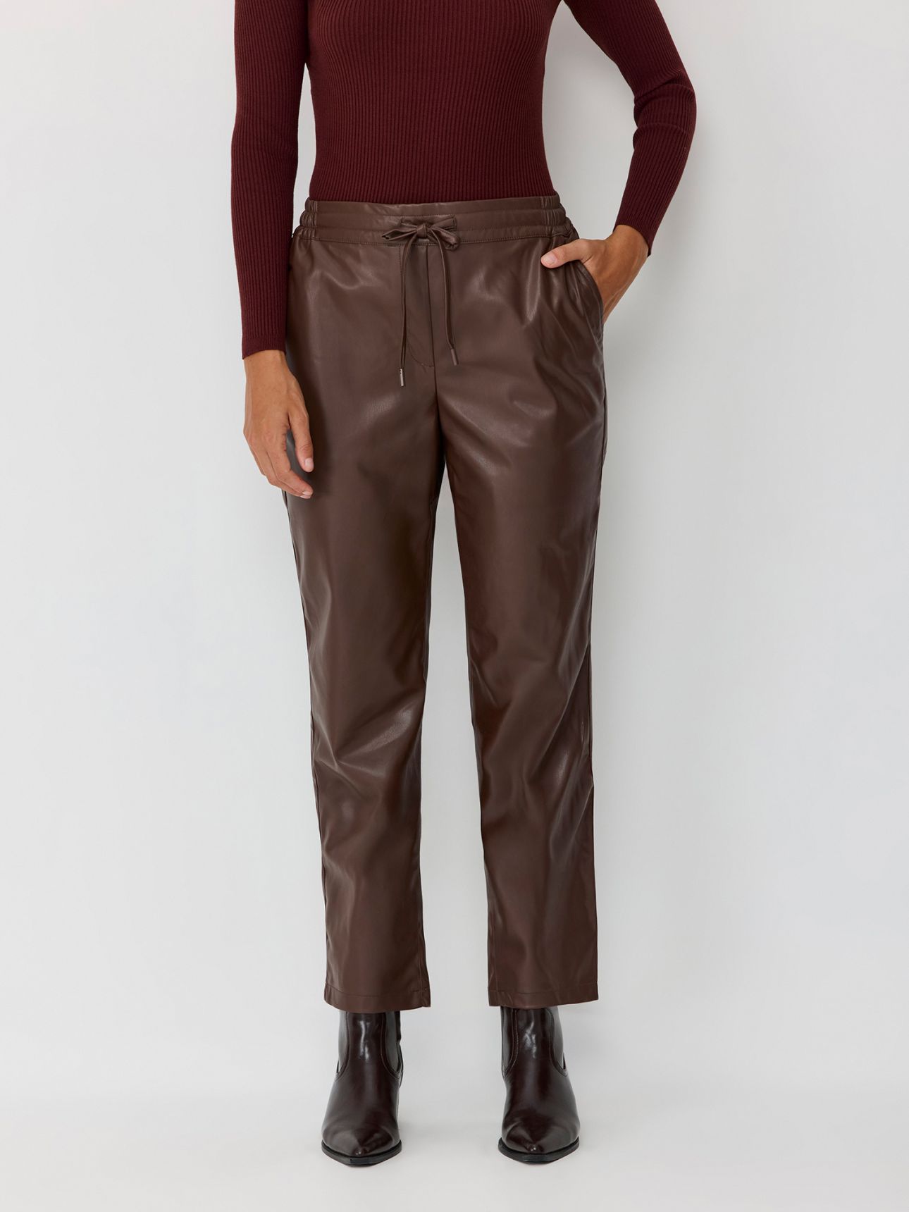 מכנסי דמוי עור