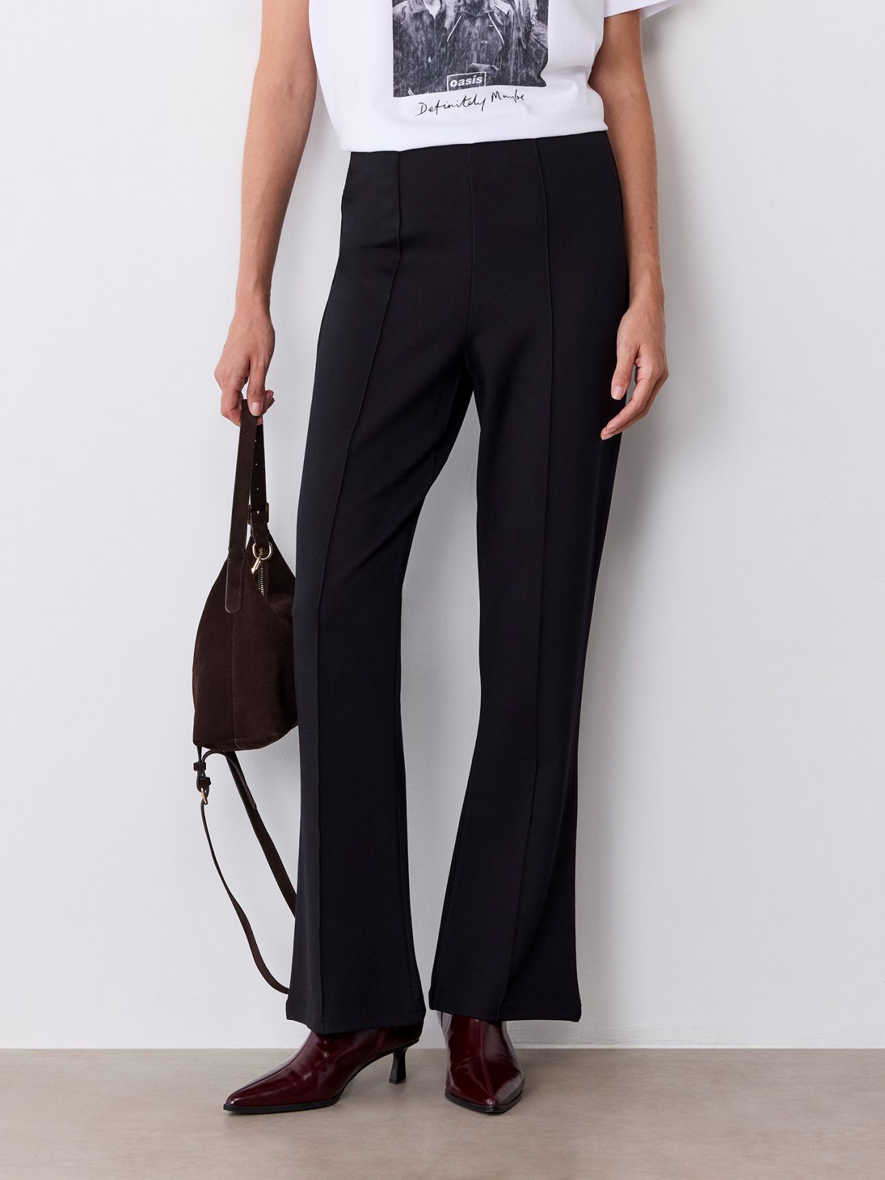 מכנסי טייץ מתרחבים